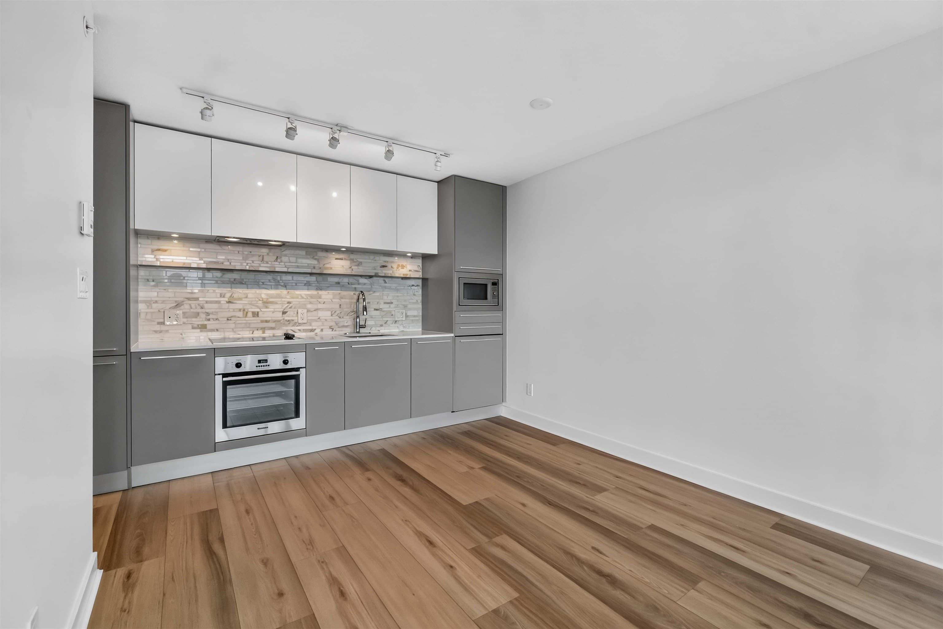 2206 - 8131 Nunavut Lane, Vancouver, V5X 0E2 — photo 4