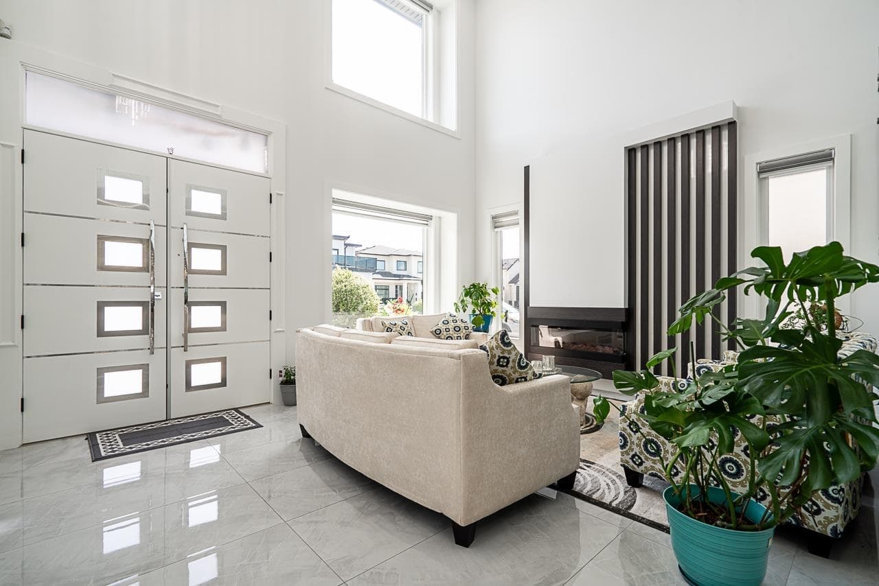 31081 N Deertrail Drive, Abbotsford, V2T 5J5 — photo 3