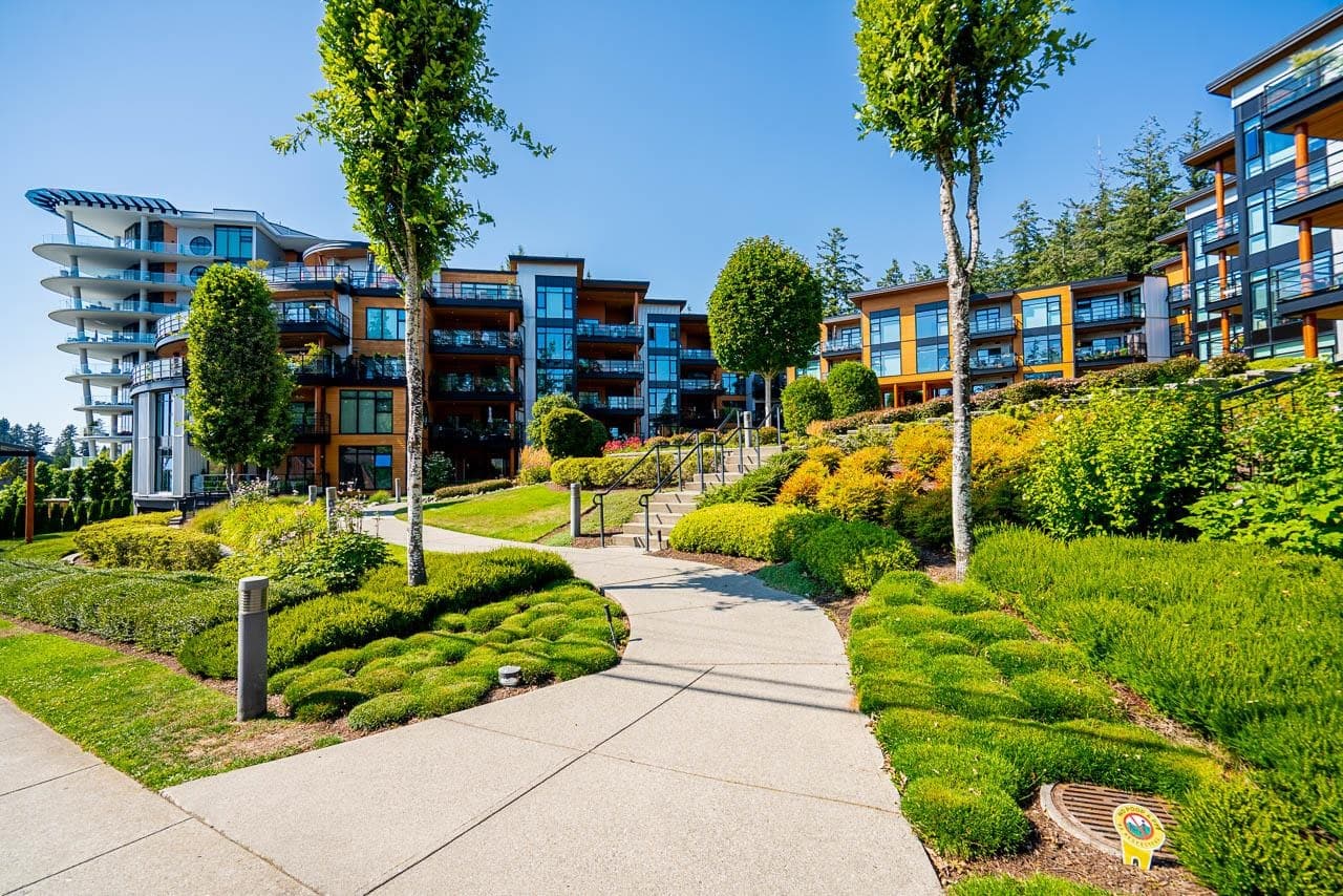 509 - 14855 Thrift Avenue, White Rock, V4B 2J6 — photo 2