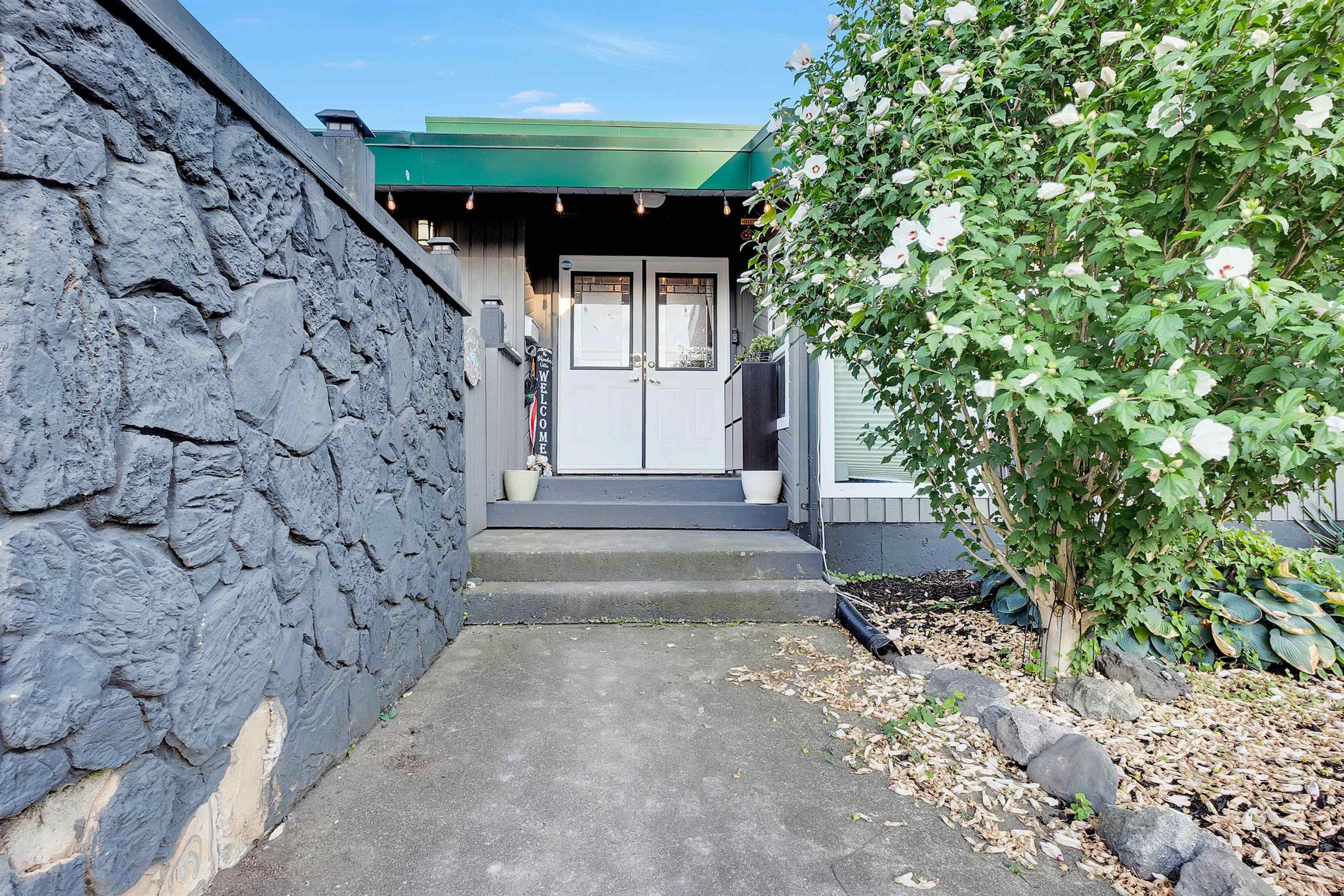 46446 Angela Avenue, Chilliwack, V2P 7B3 — photo 2