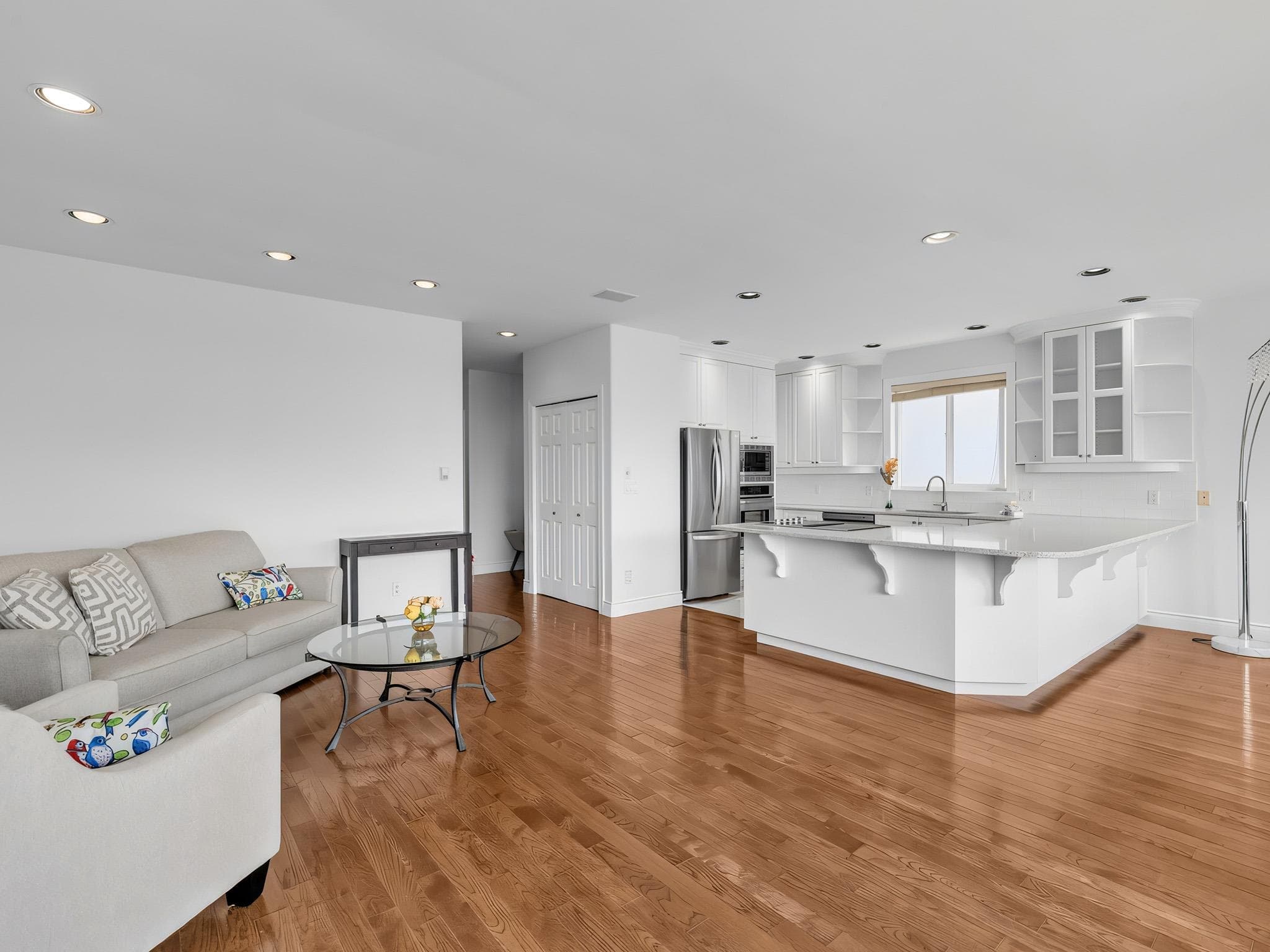 14763 Marine Drive, White Rock, V4B 1B9 — photo 4