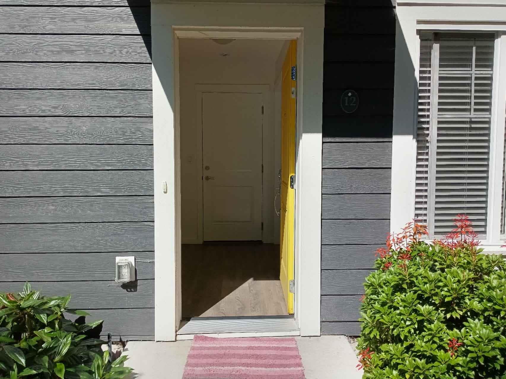 16337 15 Avenue, Surrey, V4A 0C3 — photo 2