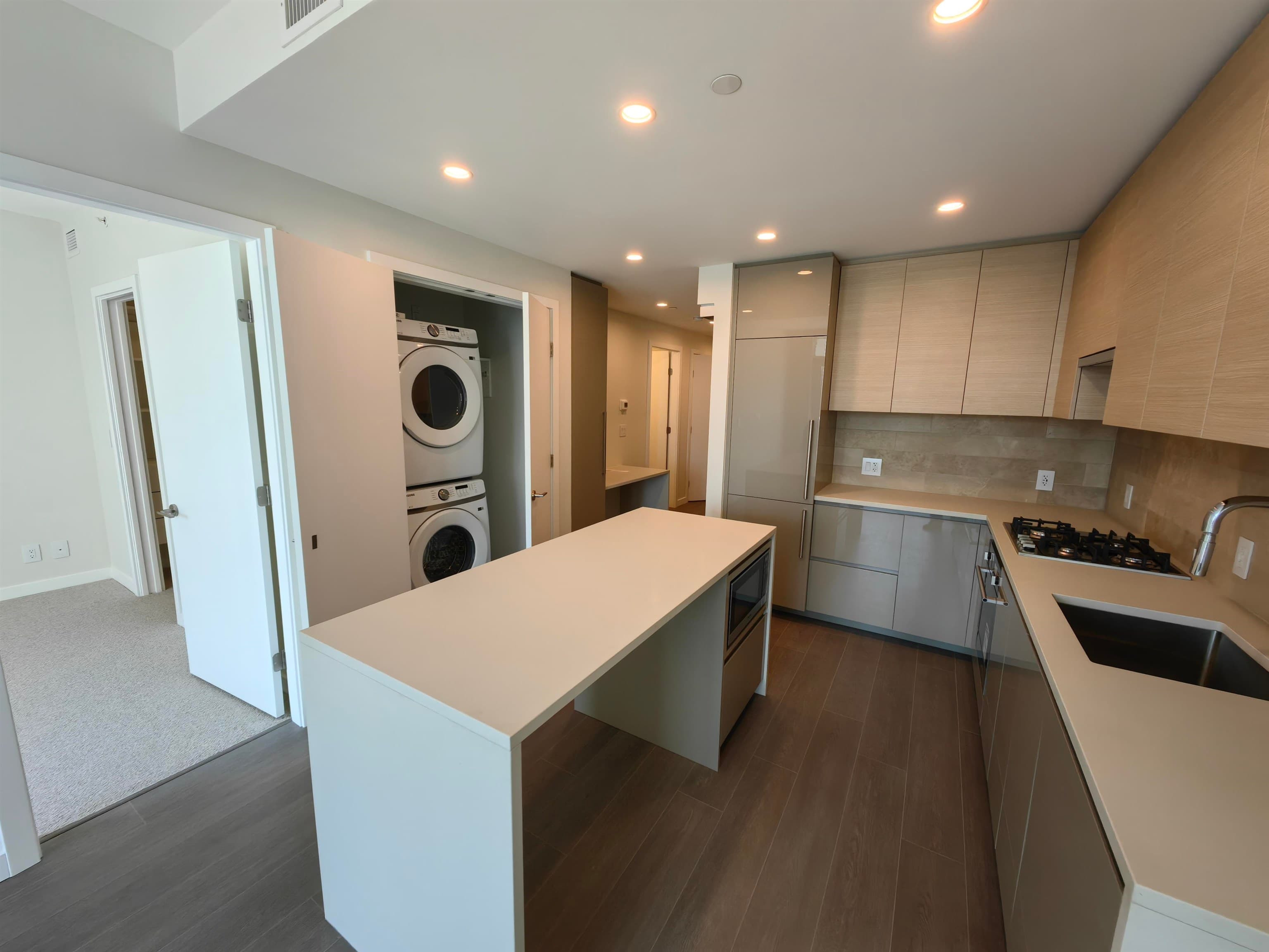 1110 - 2186 Gilmore Avenue, Burnaby, V5C 0N7 — photo 1