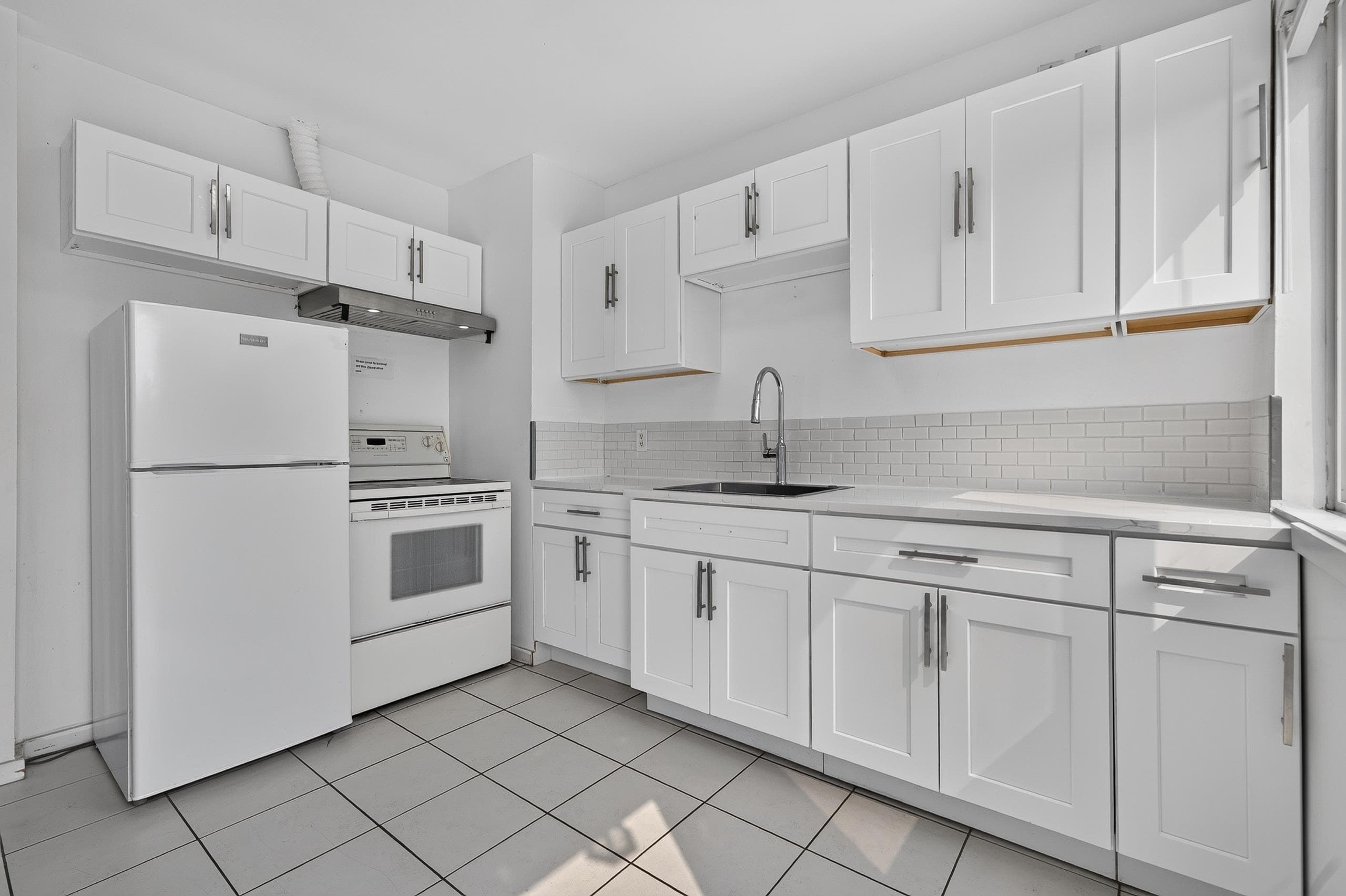 2316 Nanaimo Street, Vancouver, V5N 5E3 — photo 5