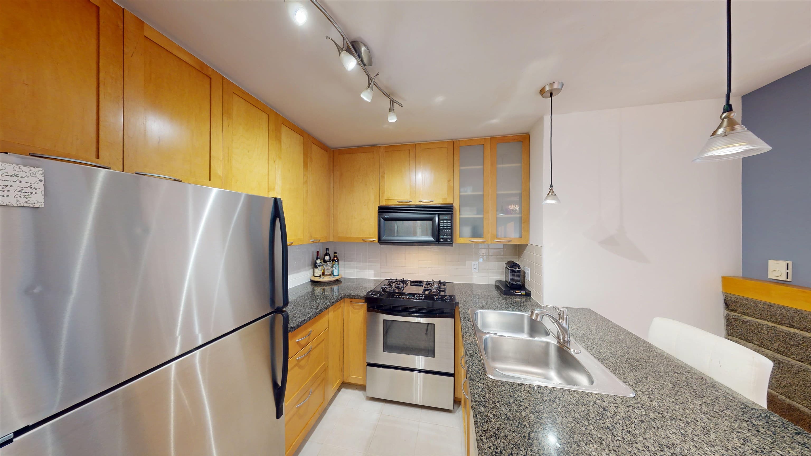 603 - 989 Richards Street, Vancouver, V6B 6R6 — photo 5
