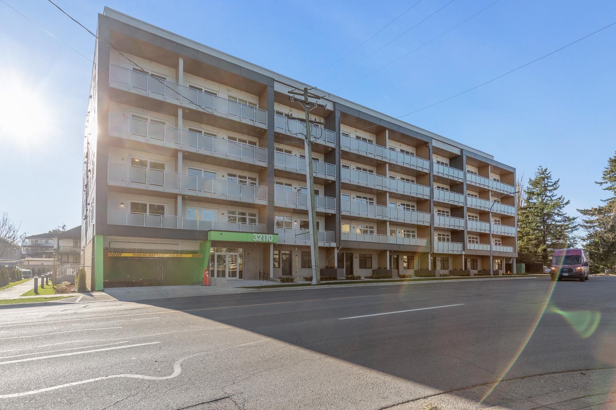 601 - 32110 Hillcrest Avenue, Abbotsford, V2T 1S4 — photo 4