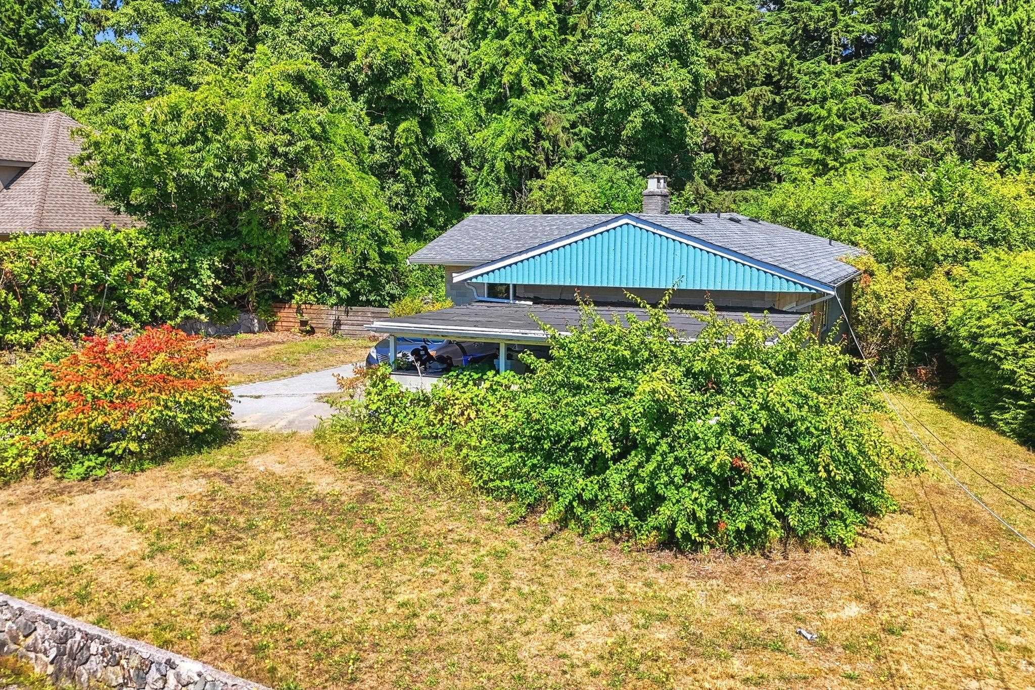 3922 Sunnycrest Drive, North Vancouver, V7R 3C9 — photo 4