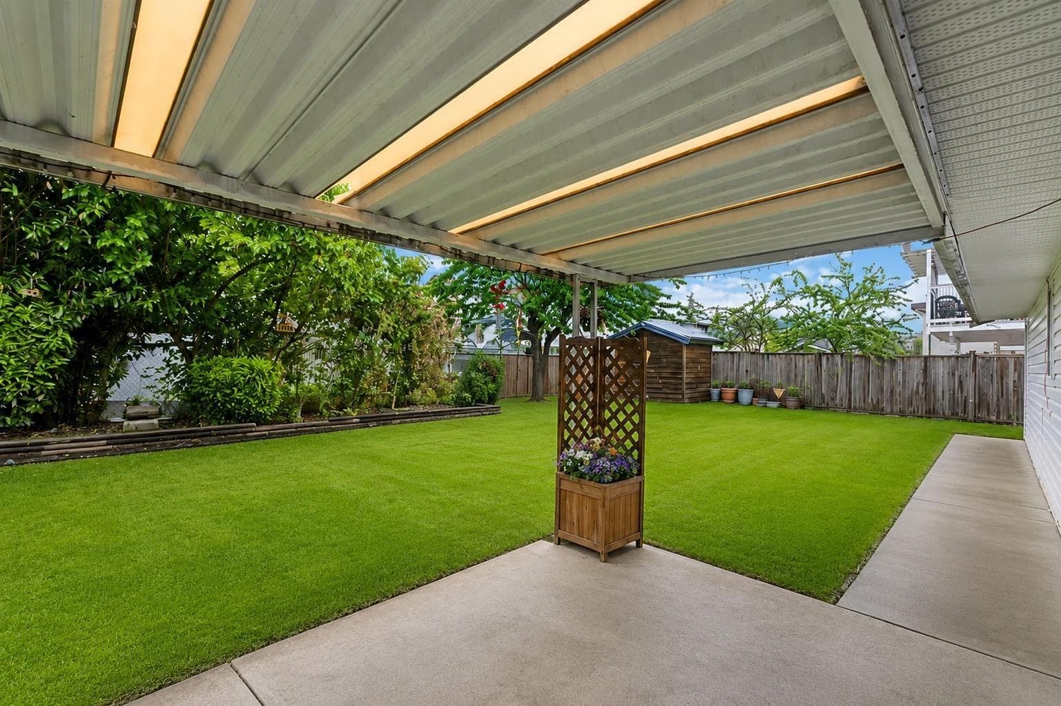 2717 Dehavilland Court, Abbotsford, V2T 5L3 — photo 3