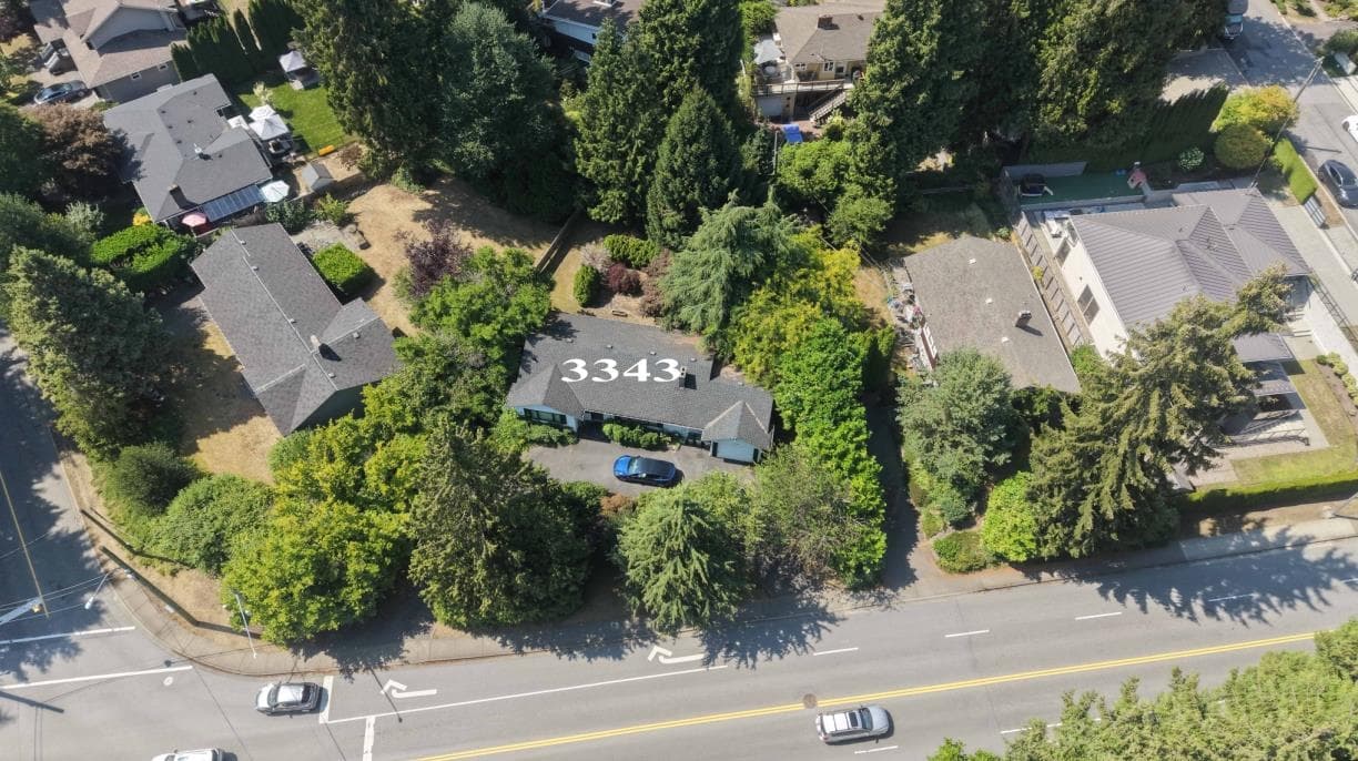 3343 Highland Boulevard, North Vancouver, V7R 2Y2 — photo 1