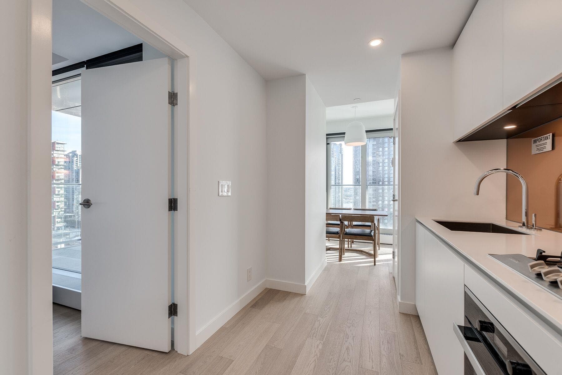 1802 - 1480 Howe Street, Vancouver, V6Z 1C4 — photo 5
