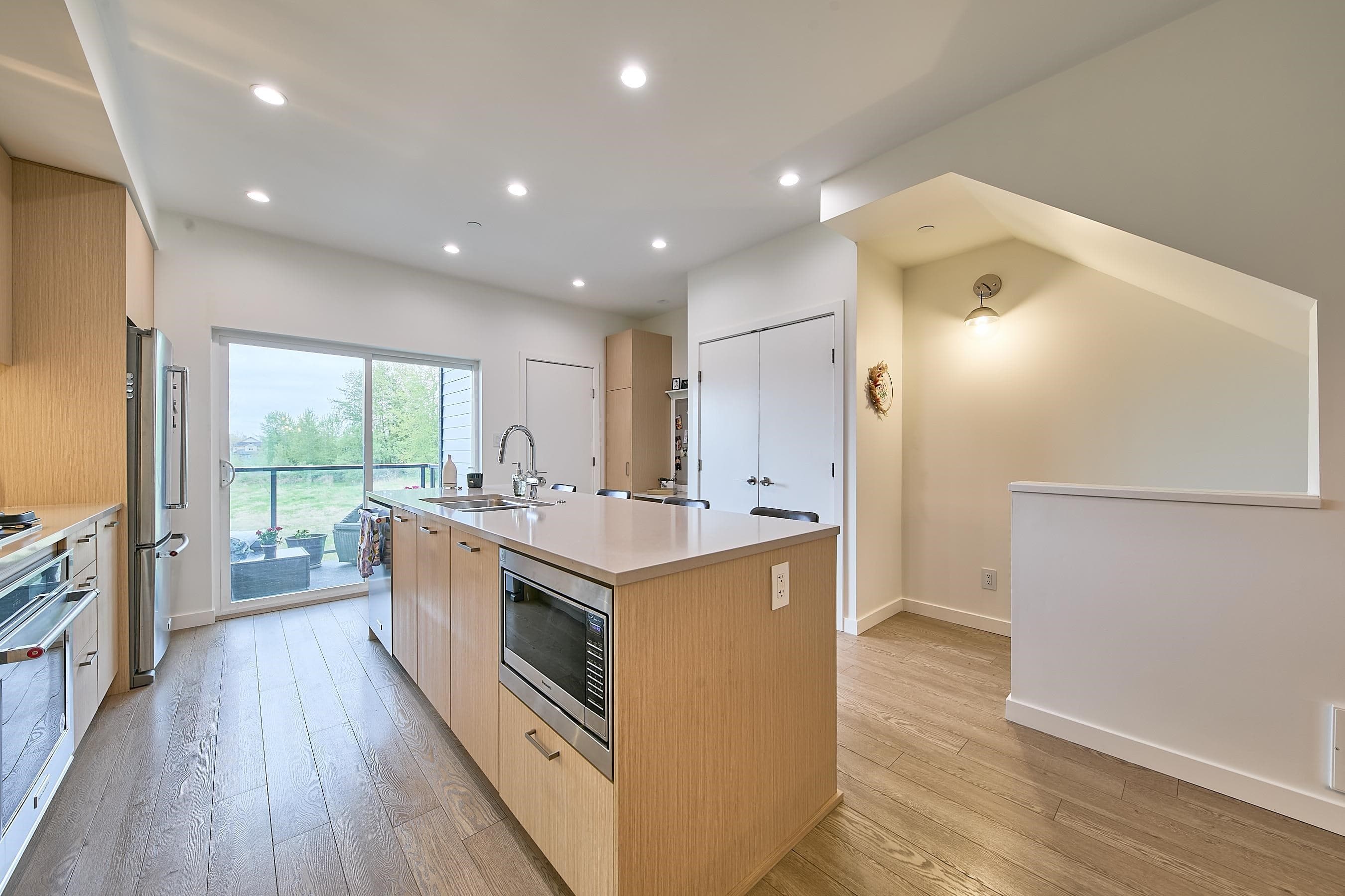 204 - 19451 Sutton Avenue, Pitt Meadows, V3Y 0G6 — photo 3