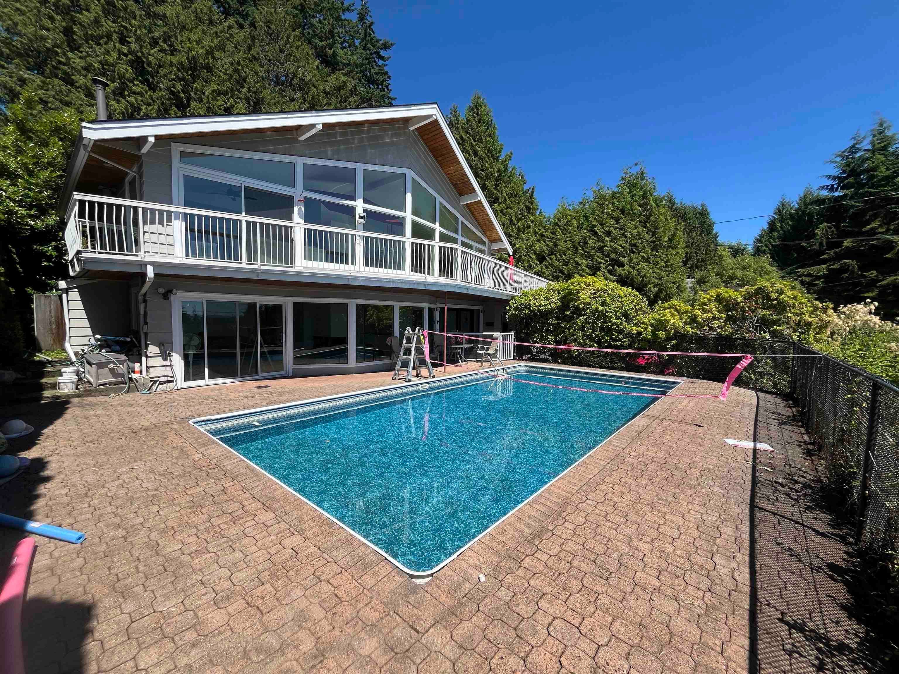 1725 Rosebery Avenue, West Vancouver, V7V 2Z5 — photo 4