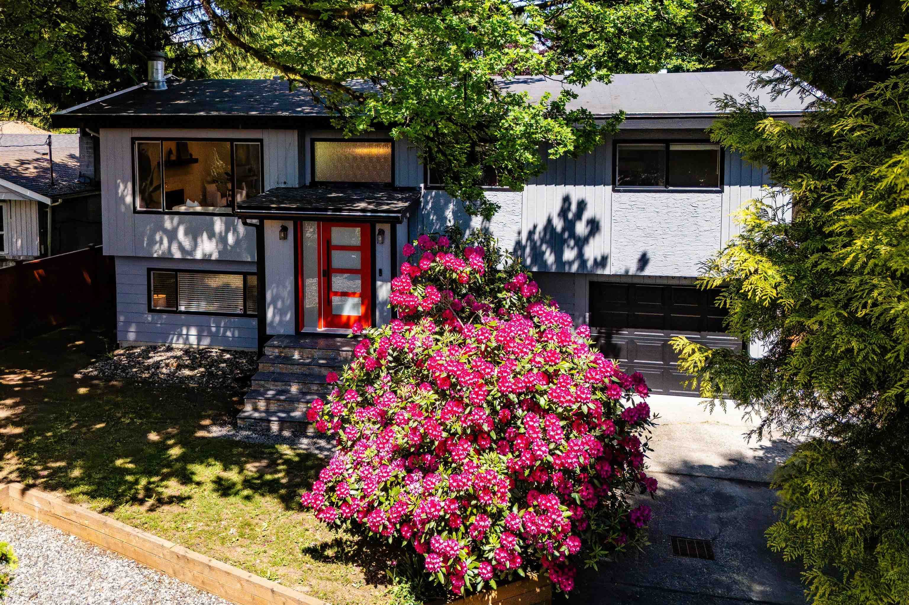 20823 River Road, Maple Ridge, V2X 1Z8 — photo 1