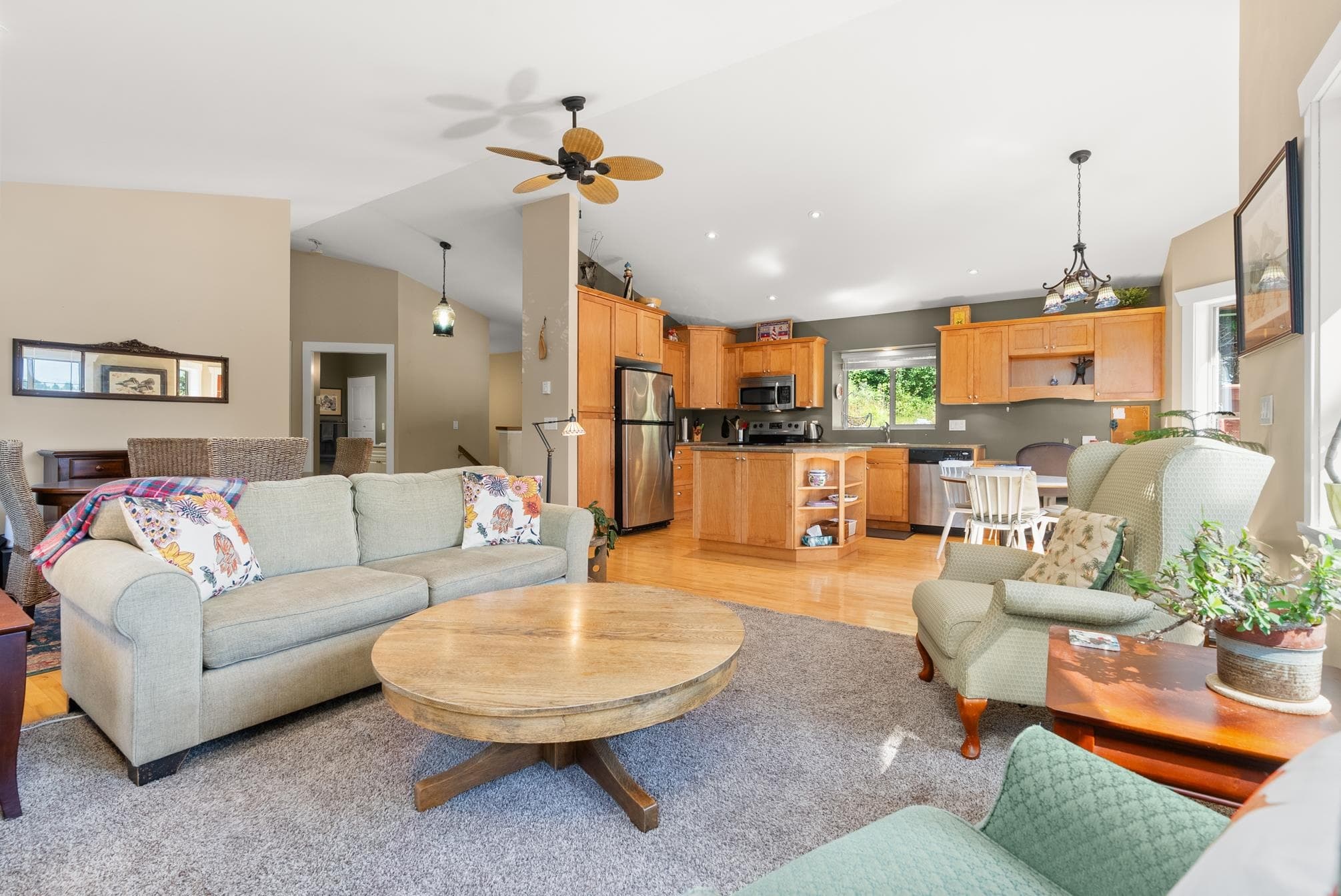 4371 Francis Peninsula Road, Madeira Park, V0N 2H1 — photo 3