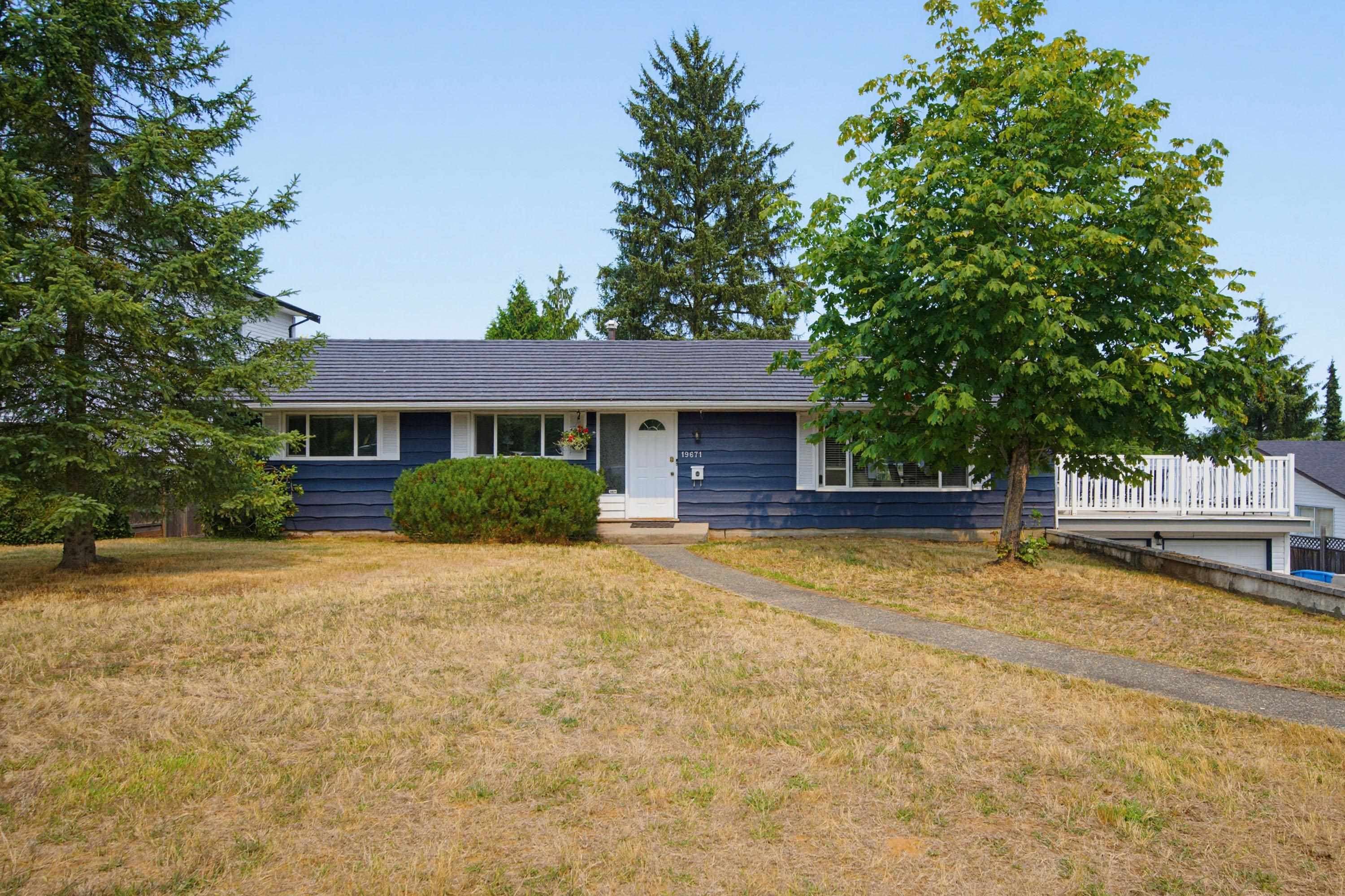 19671 49 Avenue, Langley, V3A 3R2 — photo 1