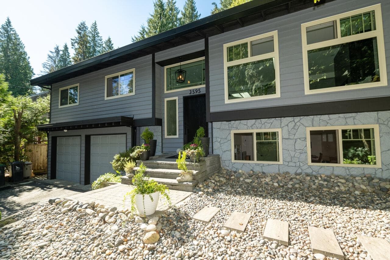 3595 Princess Avenue, North Vancouver, V7N 2E4 — photo 1