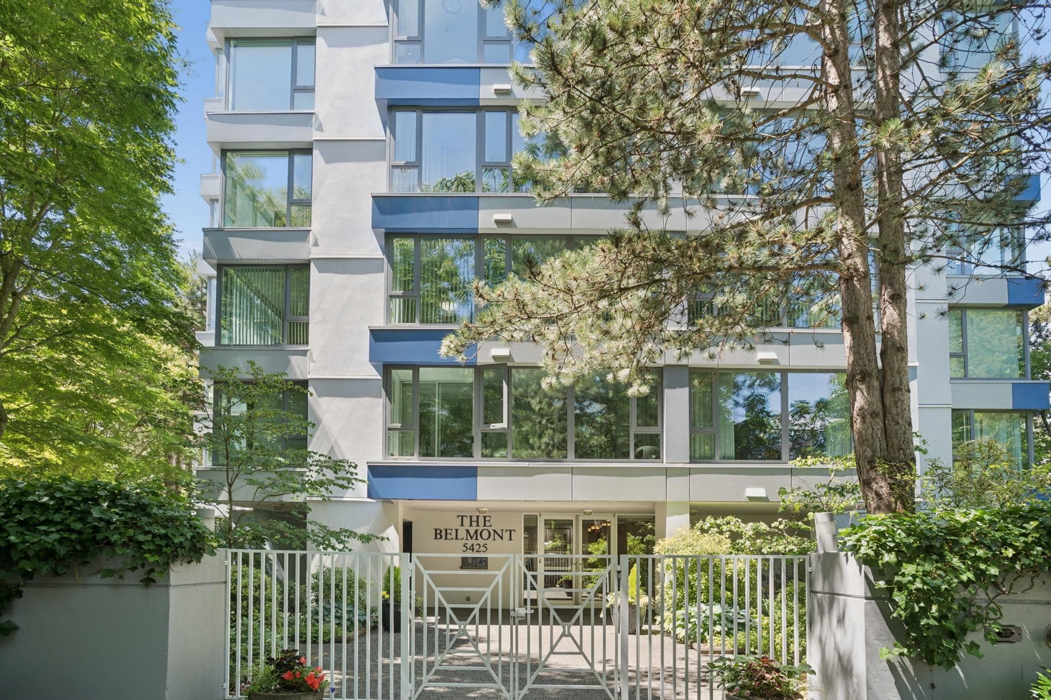 402 - 5425 Yew Street, Vancouver, V6M 3X7 — photo 1
