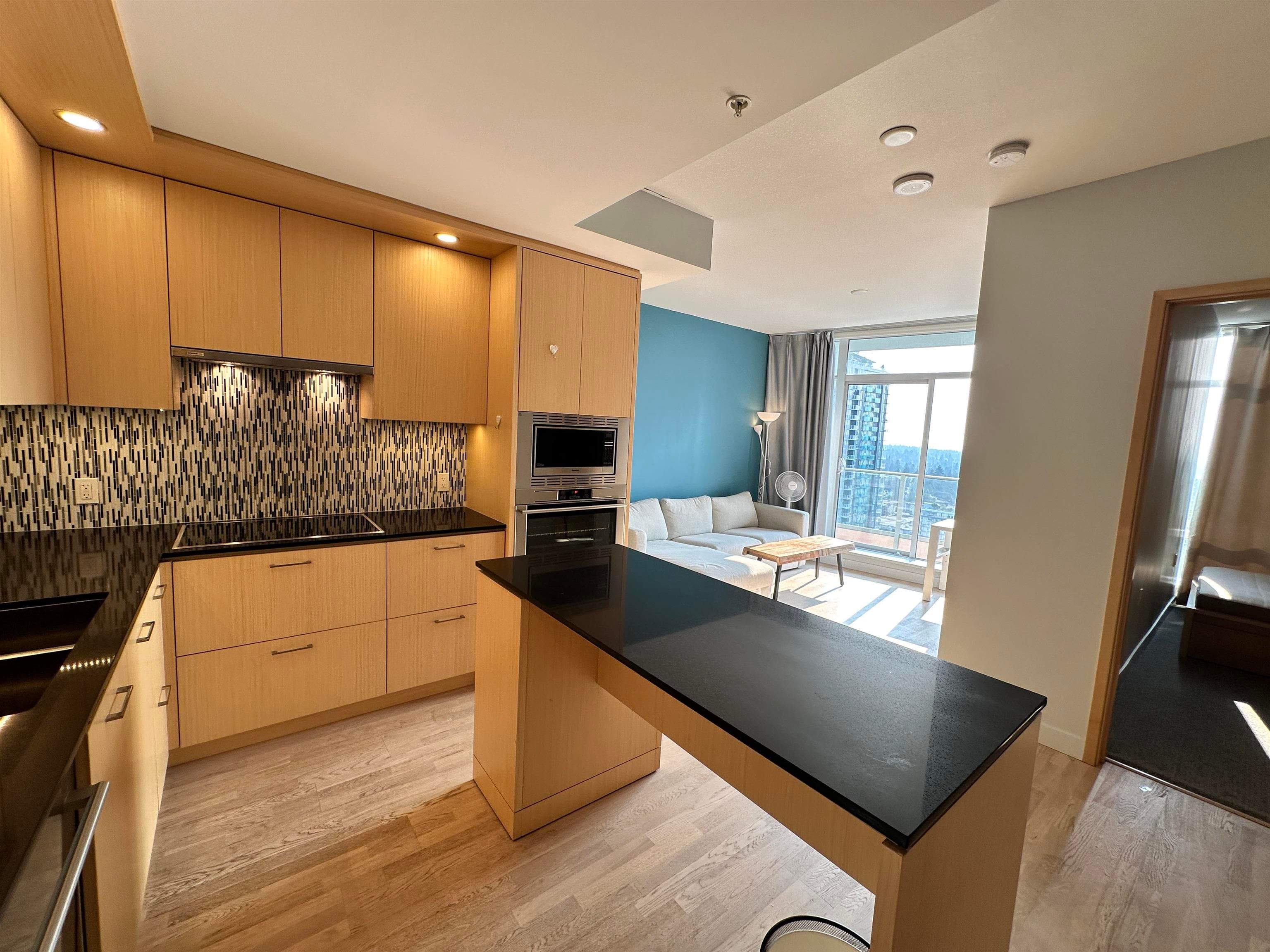 2908 - 13495 Central Avenue, Surrey, V3T 0K2 — photo 3