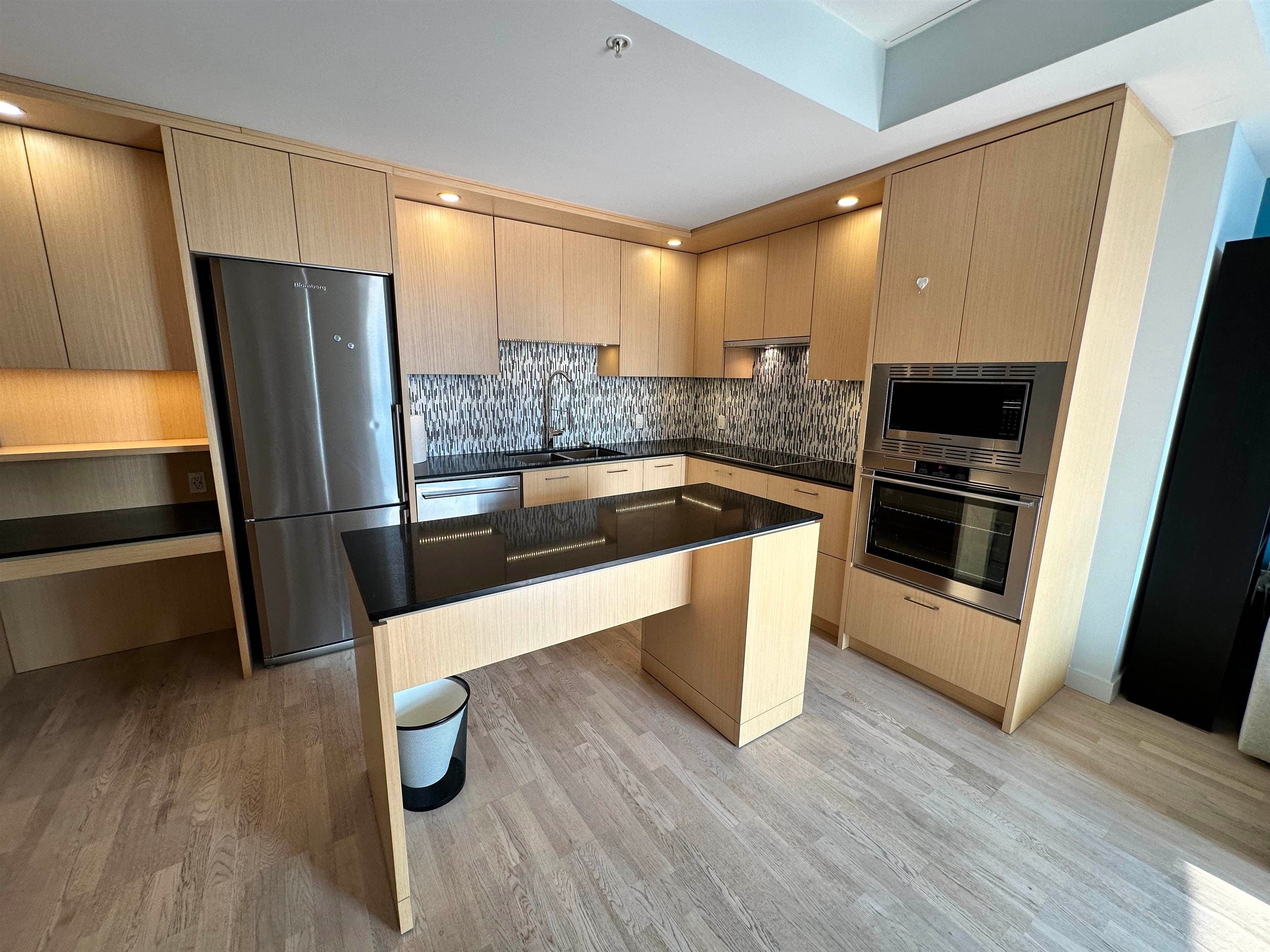 2908 - 13495 Central Avenue, Surrey, V3T 0K2 — photo 4