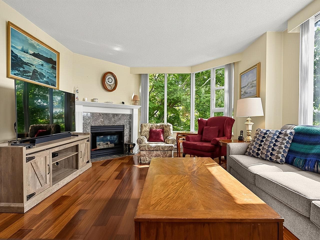 303 - 412 Twelfth Street, New Westminster, V3M 6R2 — photo 3