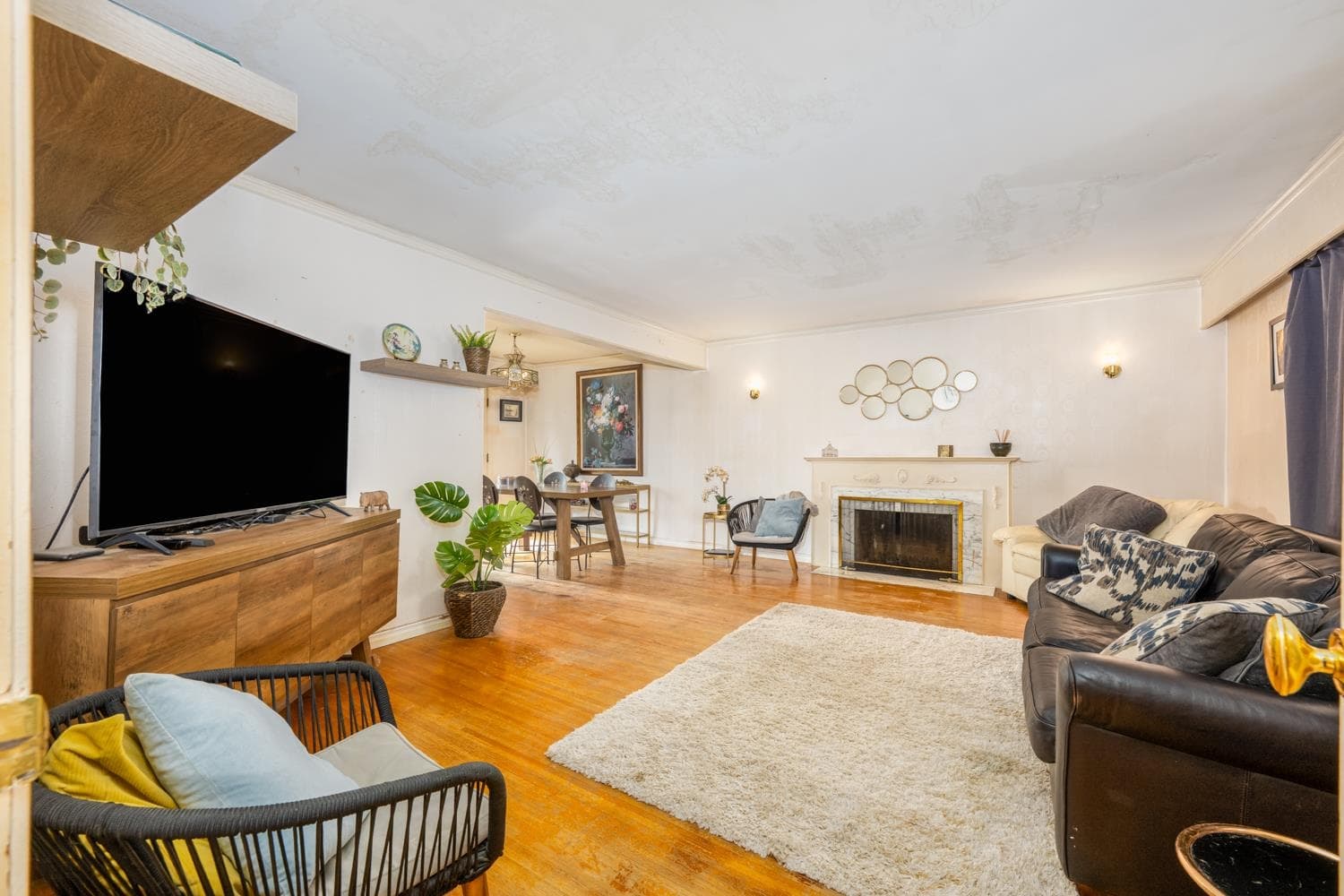 6580 Williams Road, Richmond