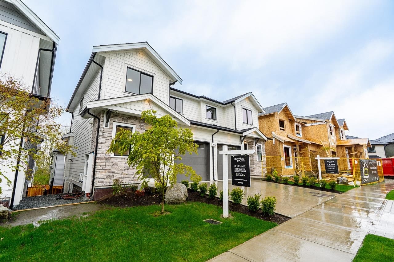 102 - 16612 18a Avenue, Surrey, V3Z 9X5 — photo 2