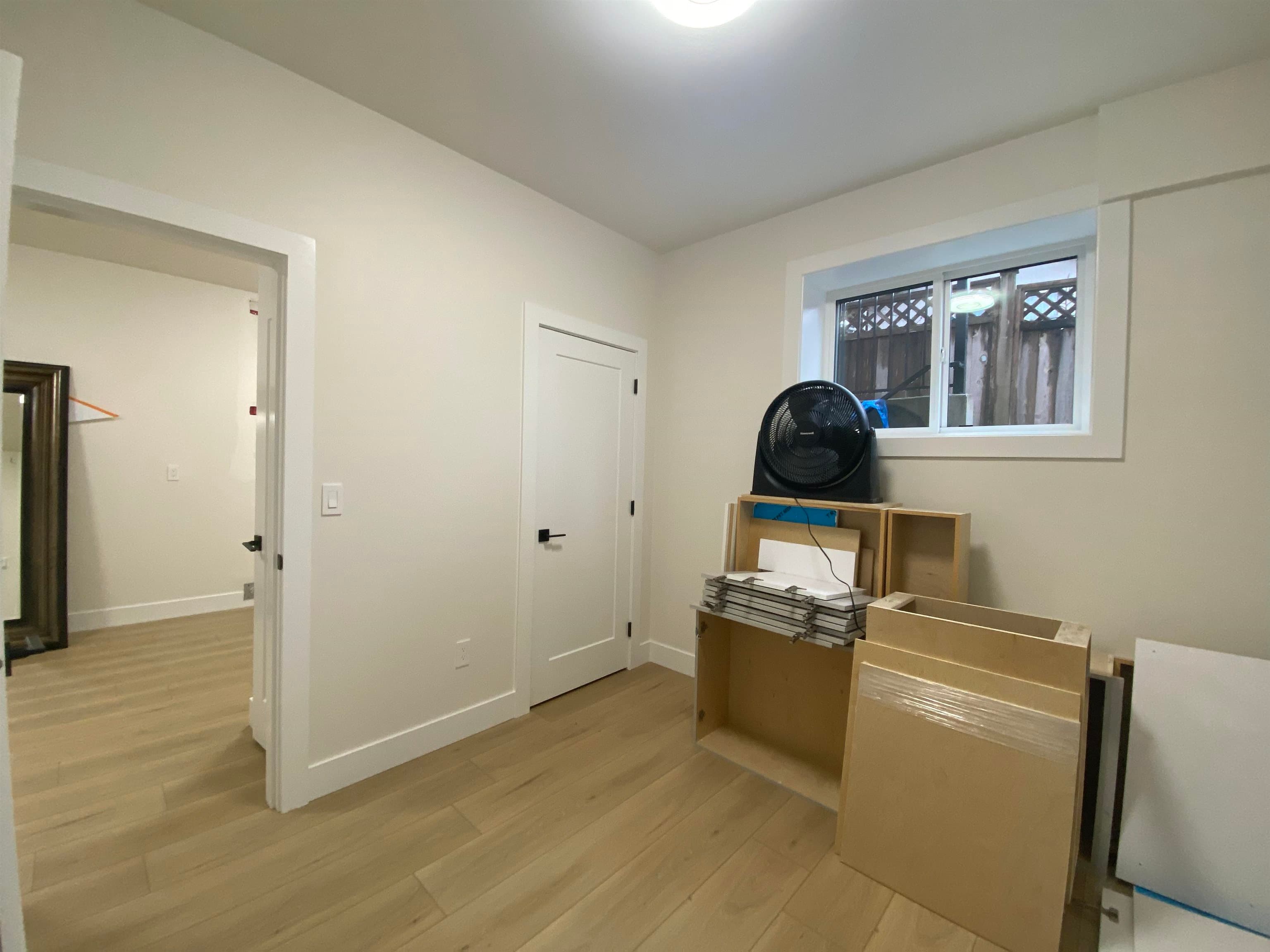 1 Bed Suite - 7542 Lindrick Court, Burnaby, V5A 3Y5 — photo 4