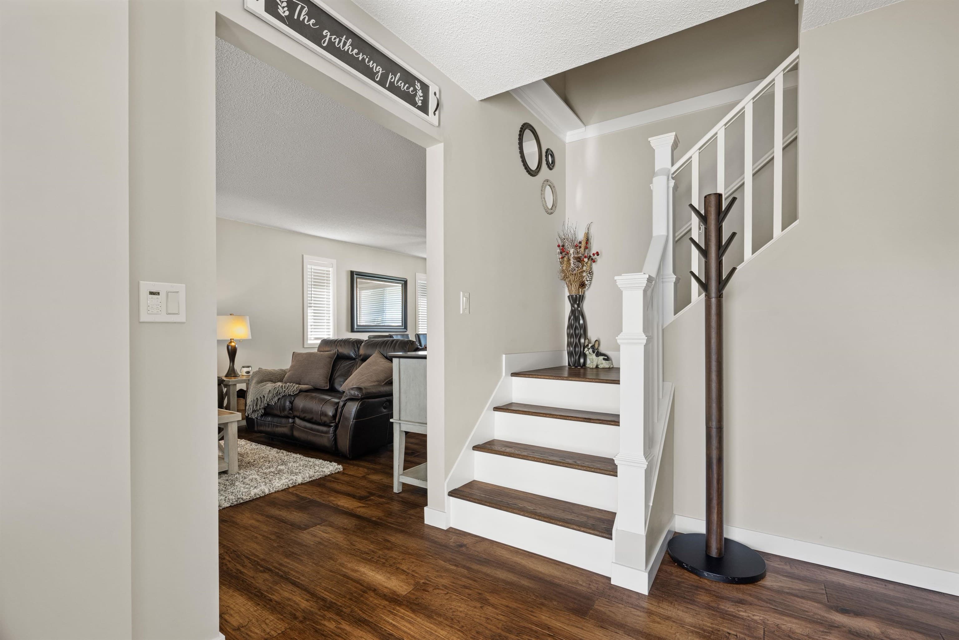 5822 Kathleen Drive, Chilliwack, V2R 3G2 — photo 2
