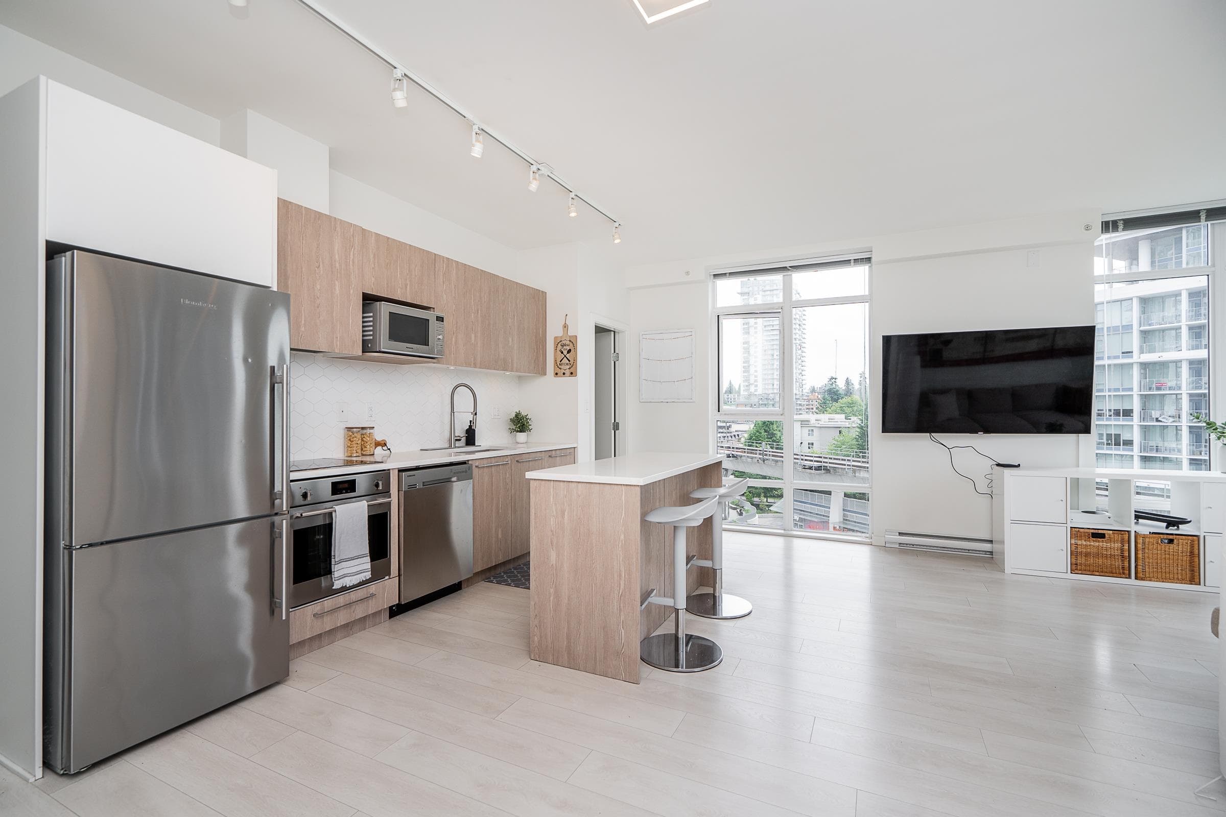 601 - 691 North Road, Coquitlam, V3J 0H9 — photo 3