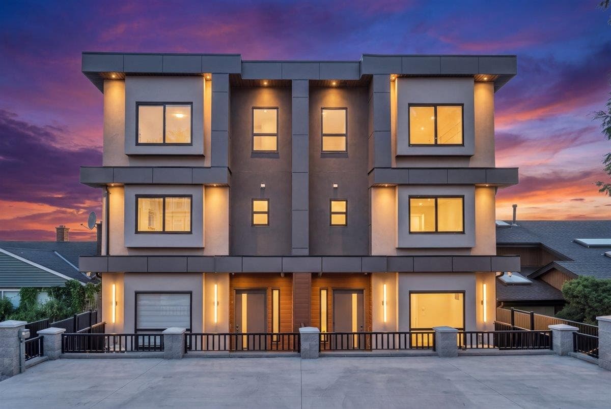 2 - 7275 Ridge Drive, Burnaby