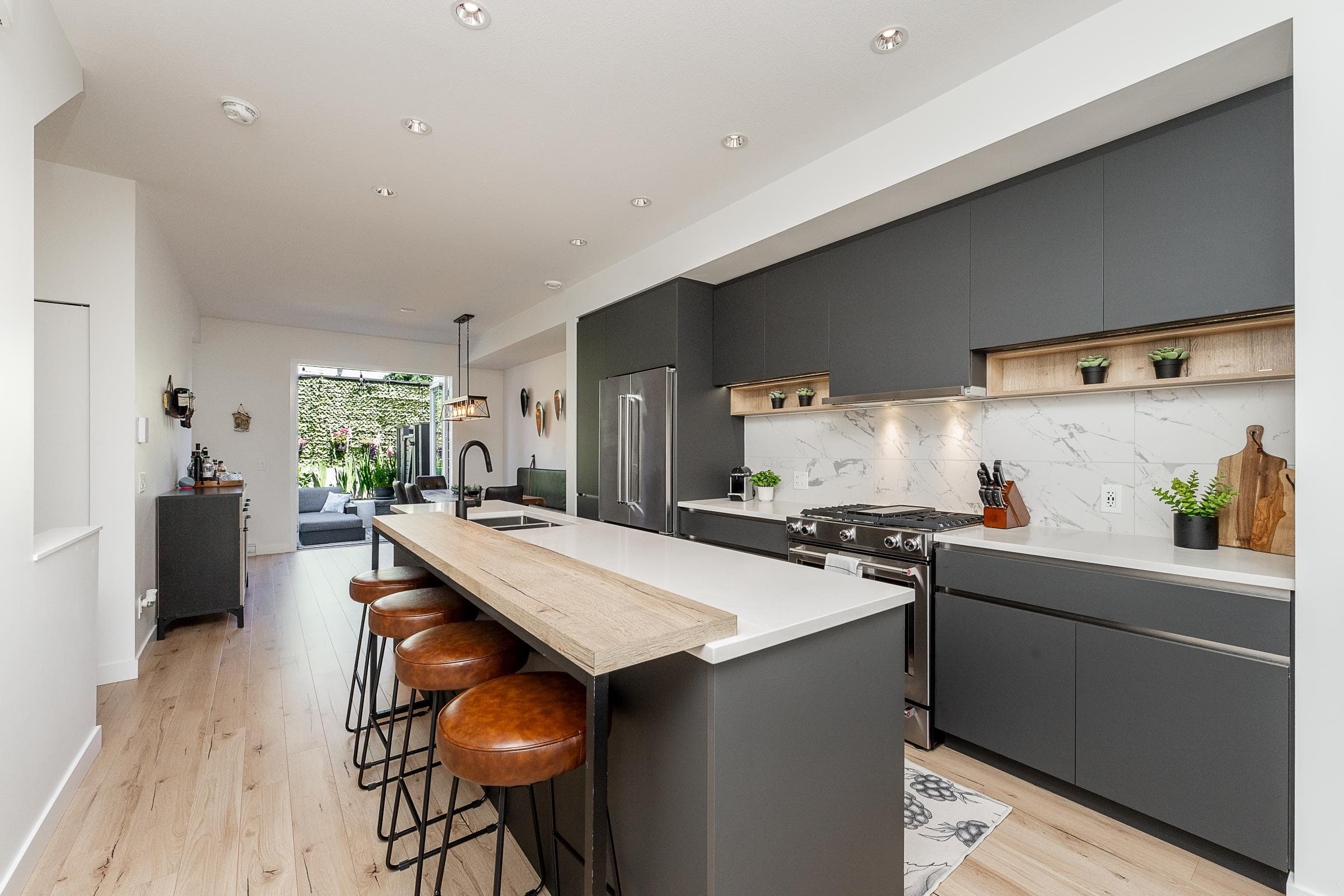 8 - 1228 Hudson Street, Coquitlam, V3B 0R3 — photo 1