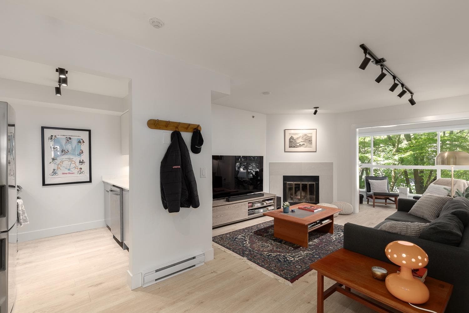 203 - 2272 Dundas Street, Vancouver, V5L 1J8 — photo 2