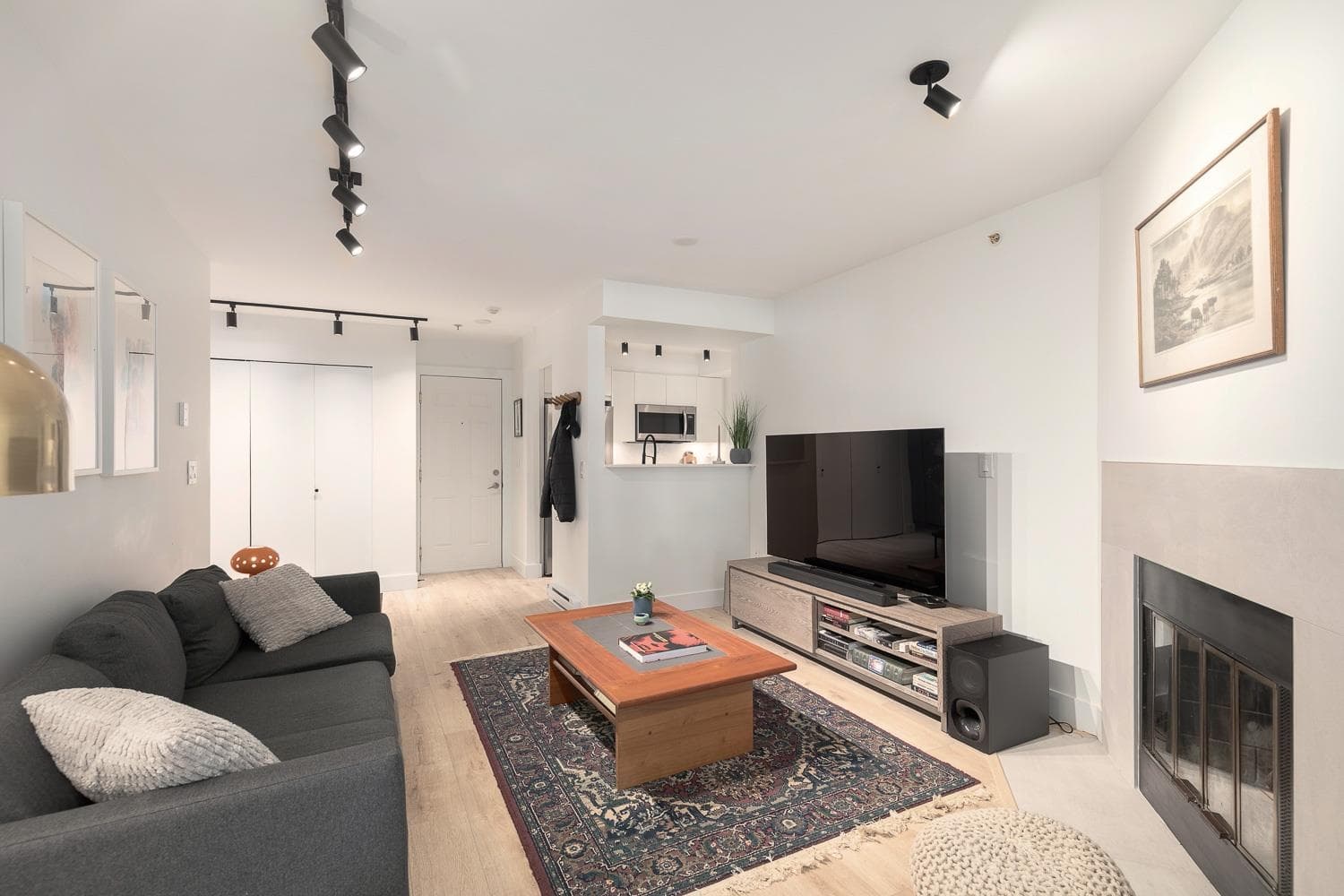 203 - 2272 Dundas Street, Vancouver, V5L 1J8 — photo 3