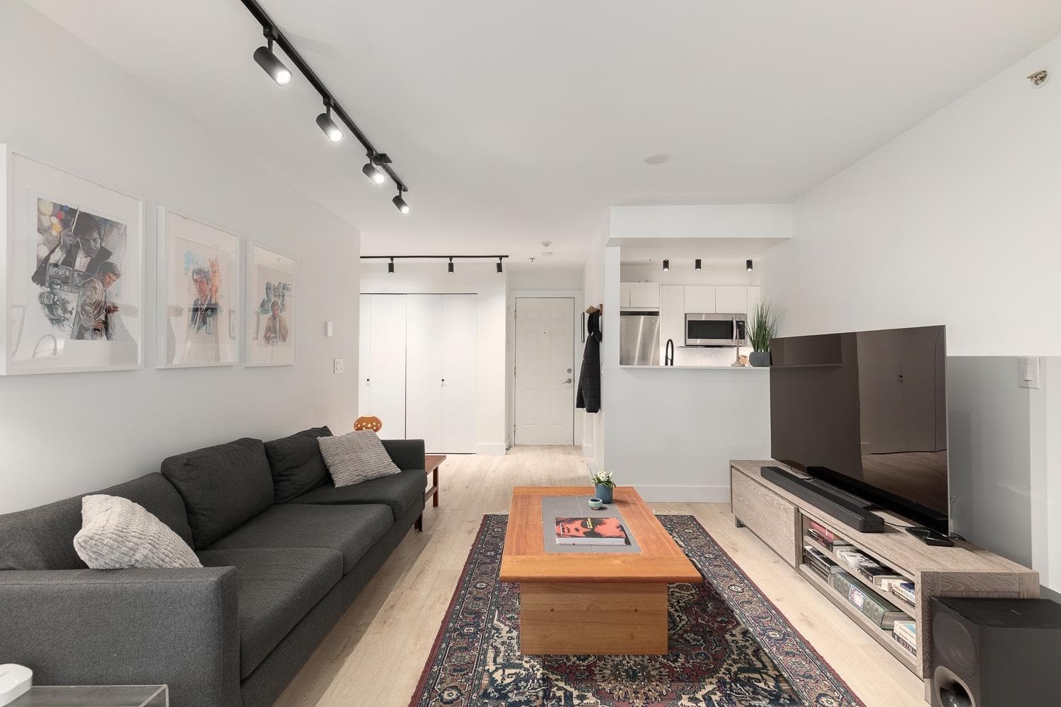 203 - 2272 Dundas Street, Vancouver, V5L 1J8 — photo 4