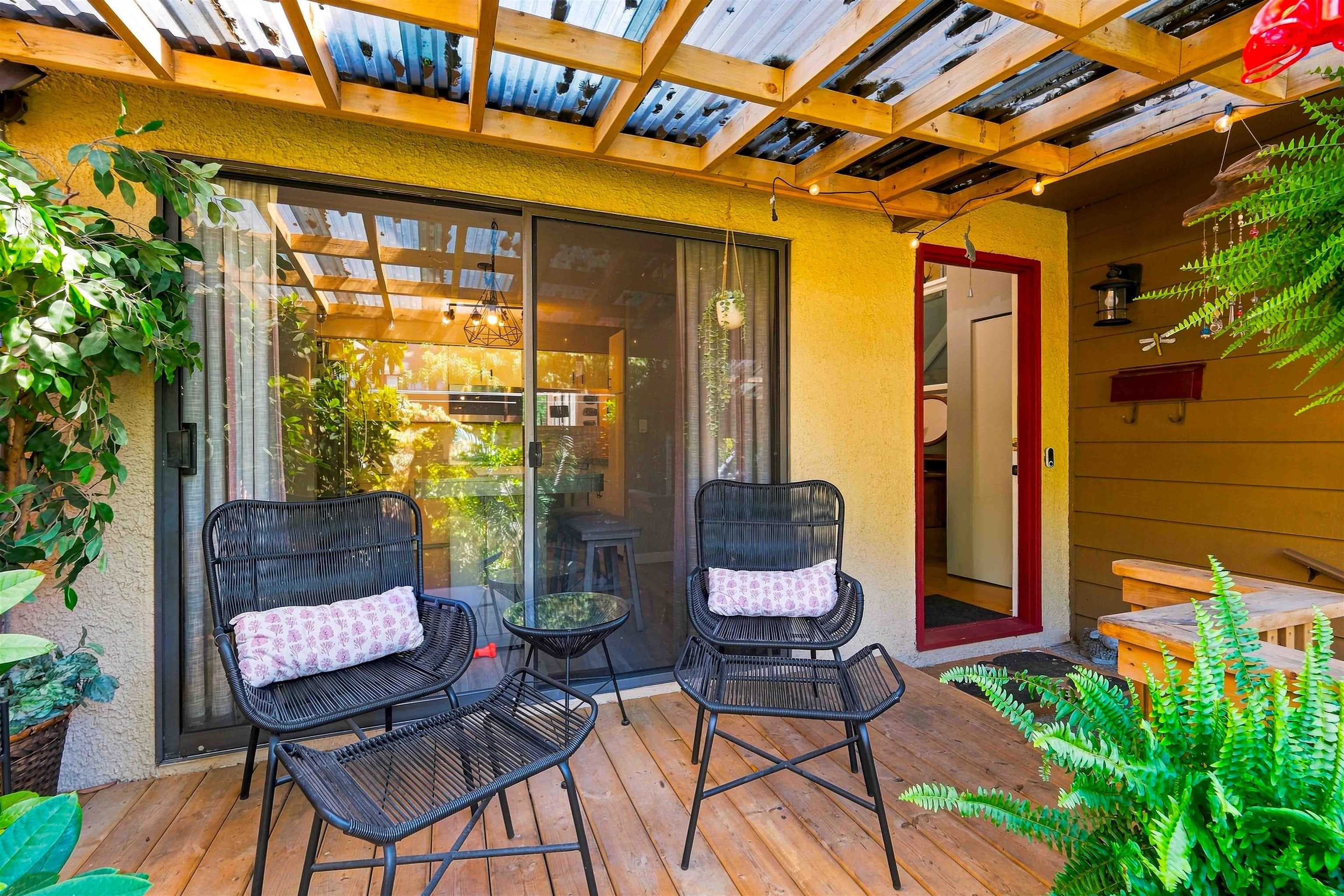 4698 Garden Grove Drive, Burnaby, V5G 3V3 — photo 3