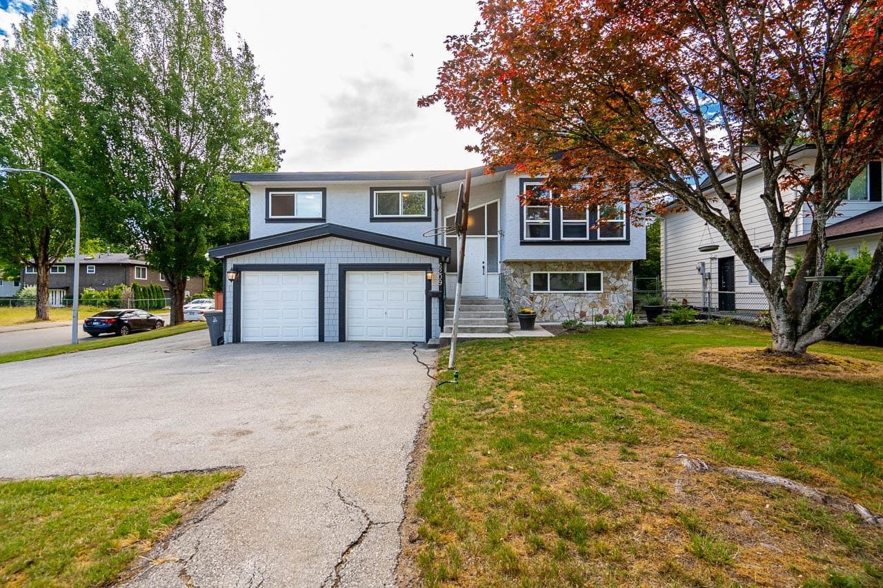 6209 172 Street, Surrey, V3S 5W1 — photo 1