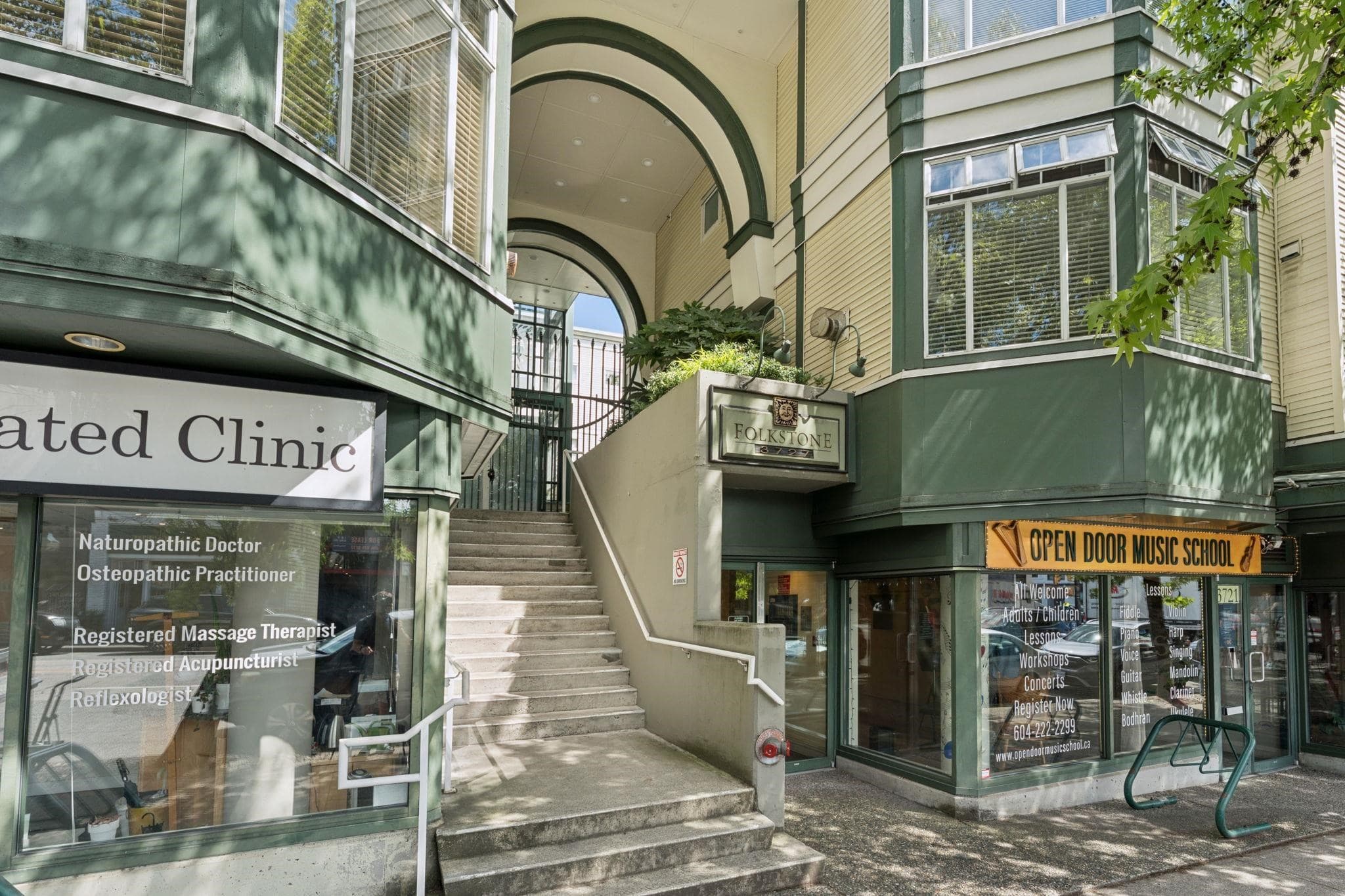 410 - 3727 W 10th Avenue, Vancouver, V6R 2G5 — photo 2