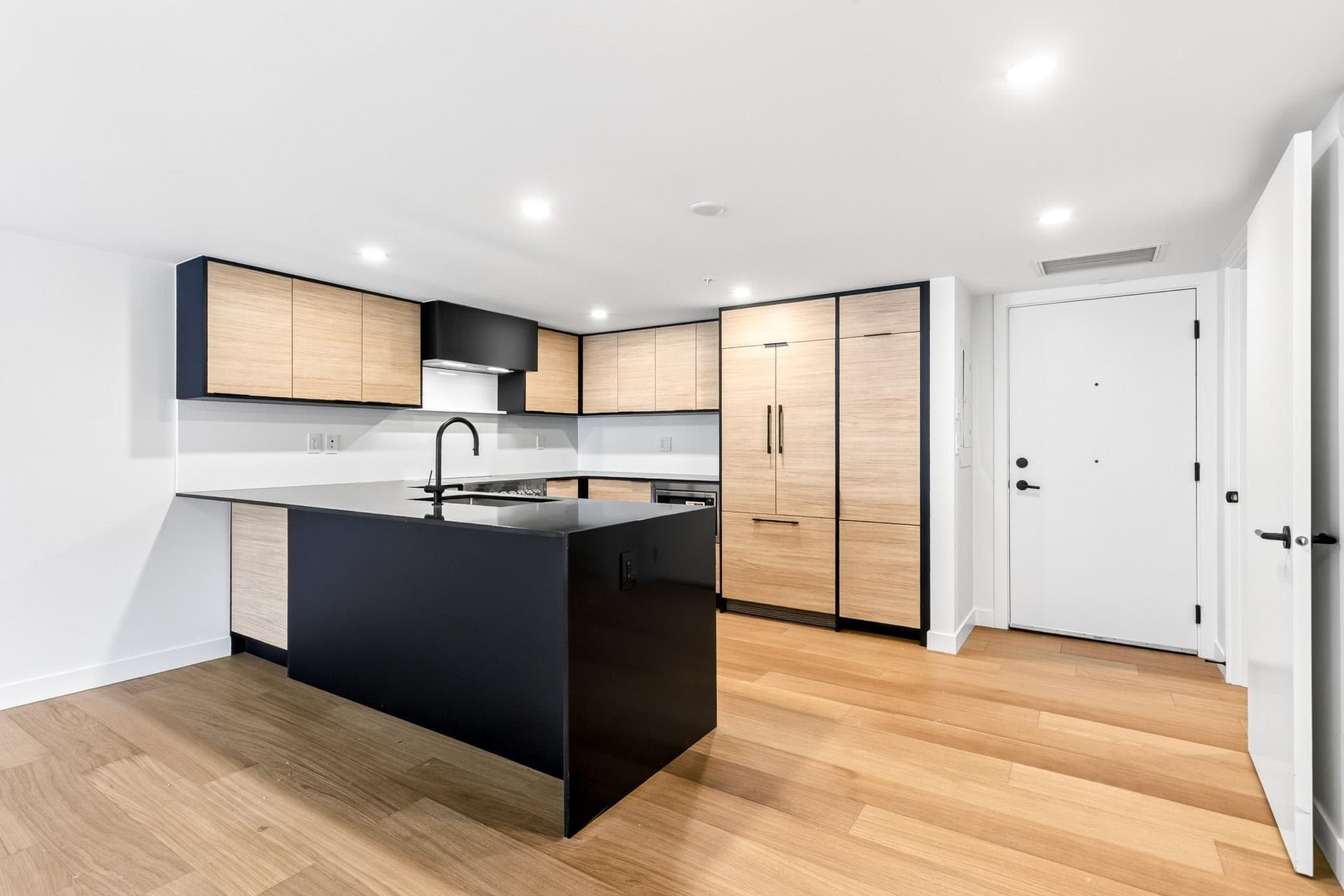 103 - 6485 Manitoba Street, Vancouver, V5Y 0P7 — photo 3