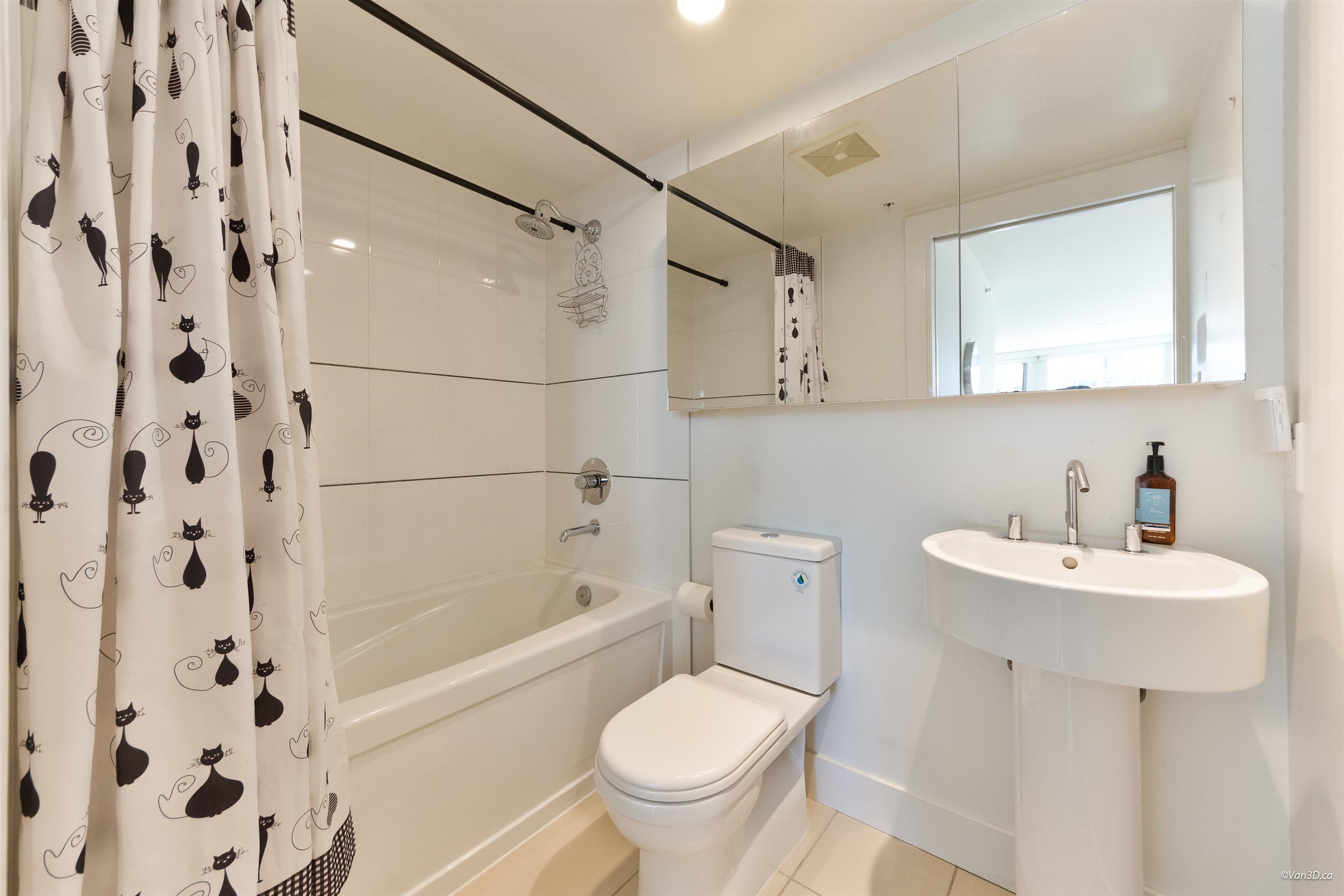1501 - 565 Smithe Street, Vancouver, V6B 0E4 — photo 4
