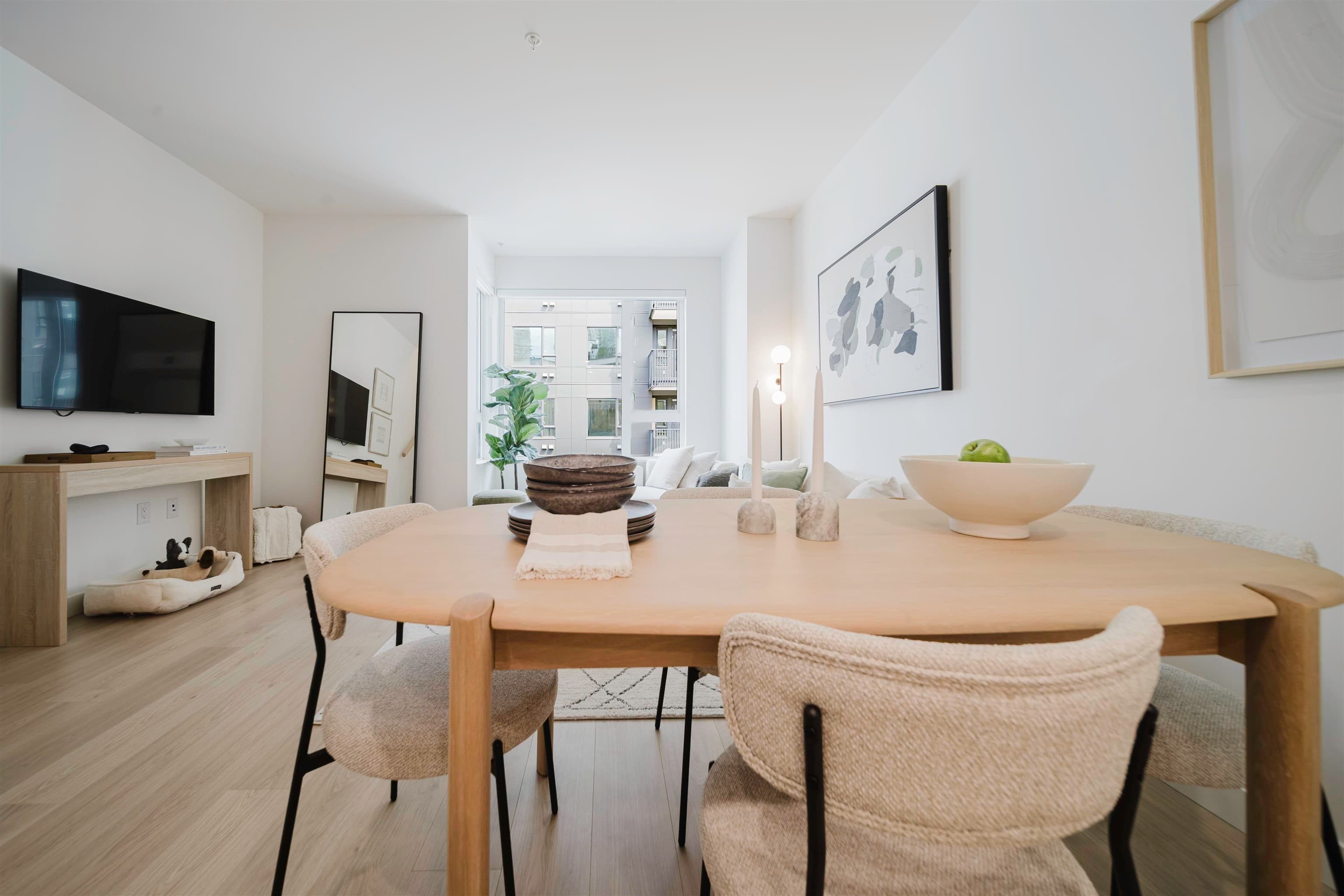 307 - 595 Kemsley Avenue, Coquitlam, V3J 0T4 — photo 2