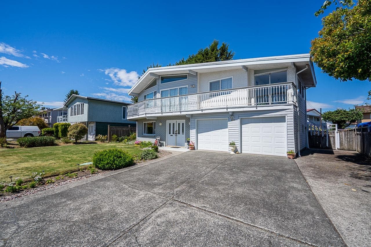 8571 Greenfield Drive, Richmond, V7A 4M2 — photo 3