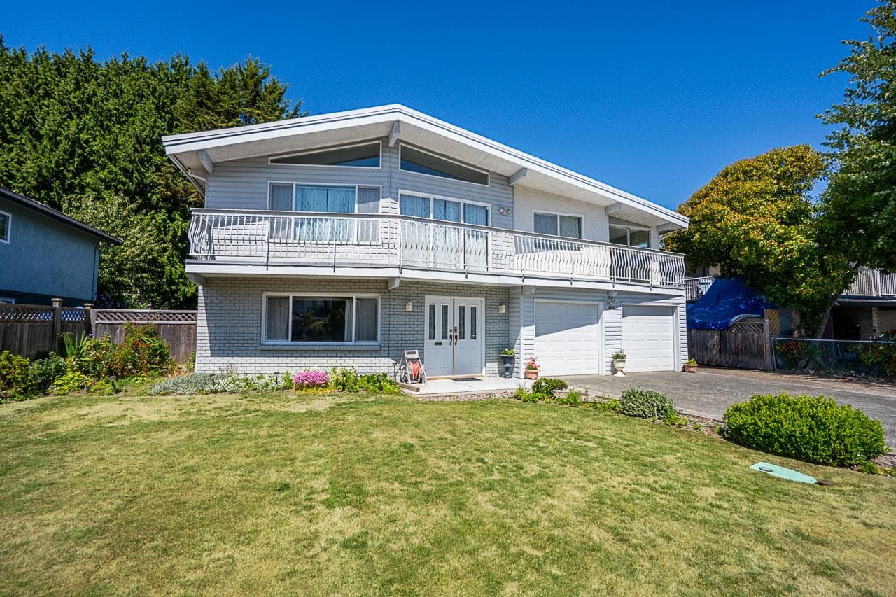 8571 Greenfield Drive, Richmond, V7A 4M2 — photo 1