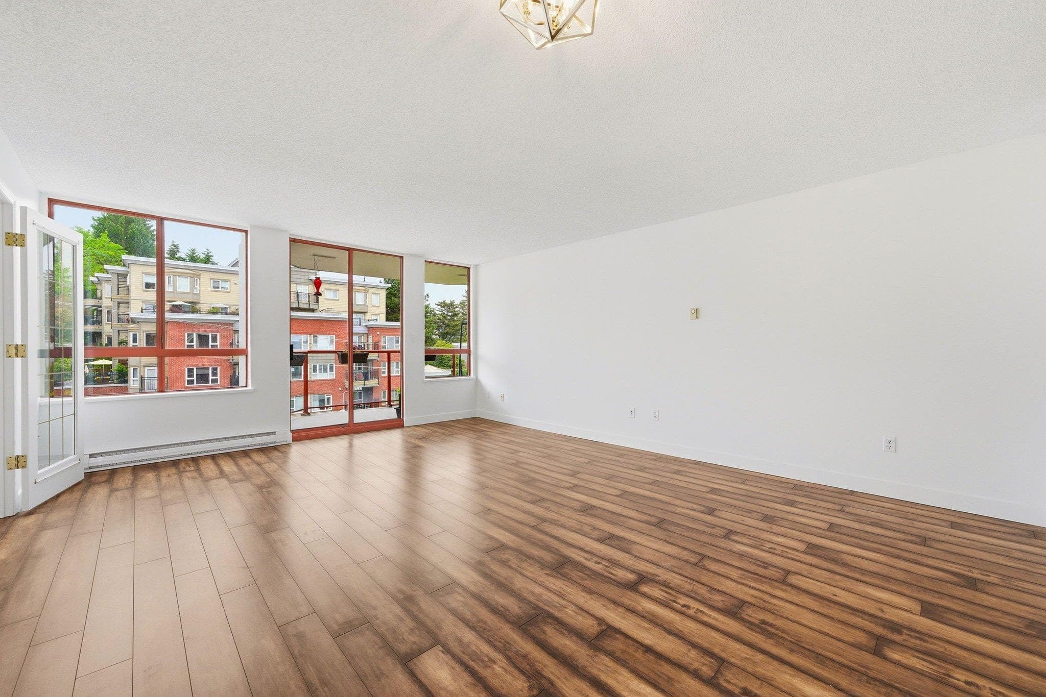 904 - 220 Eleventh Street, New Westminster, V3M 6N9 — photo 4