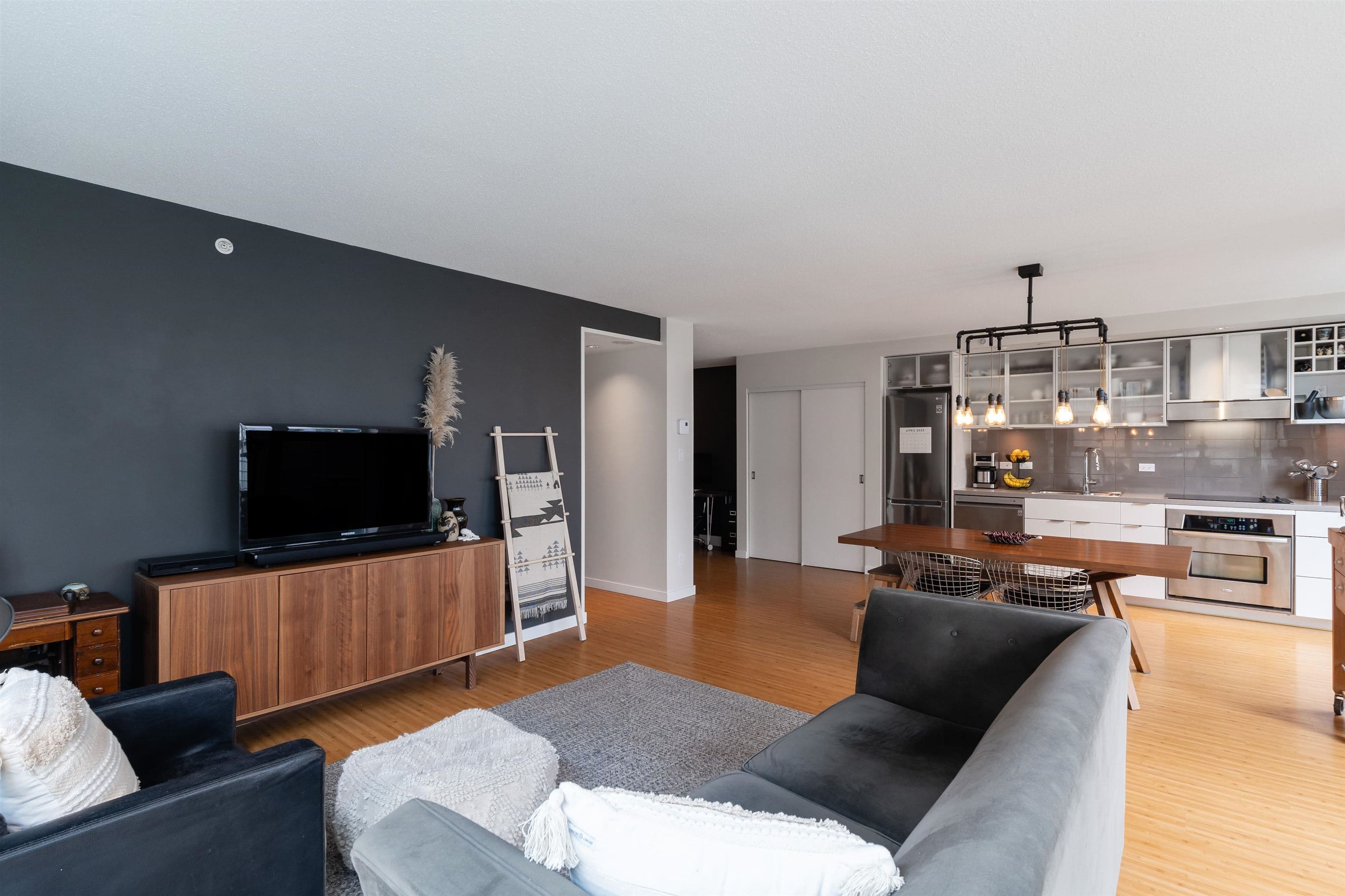 601 - 168 Powell Street, Vancouver, V6A 0B2 — photo 3