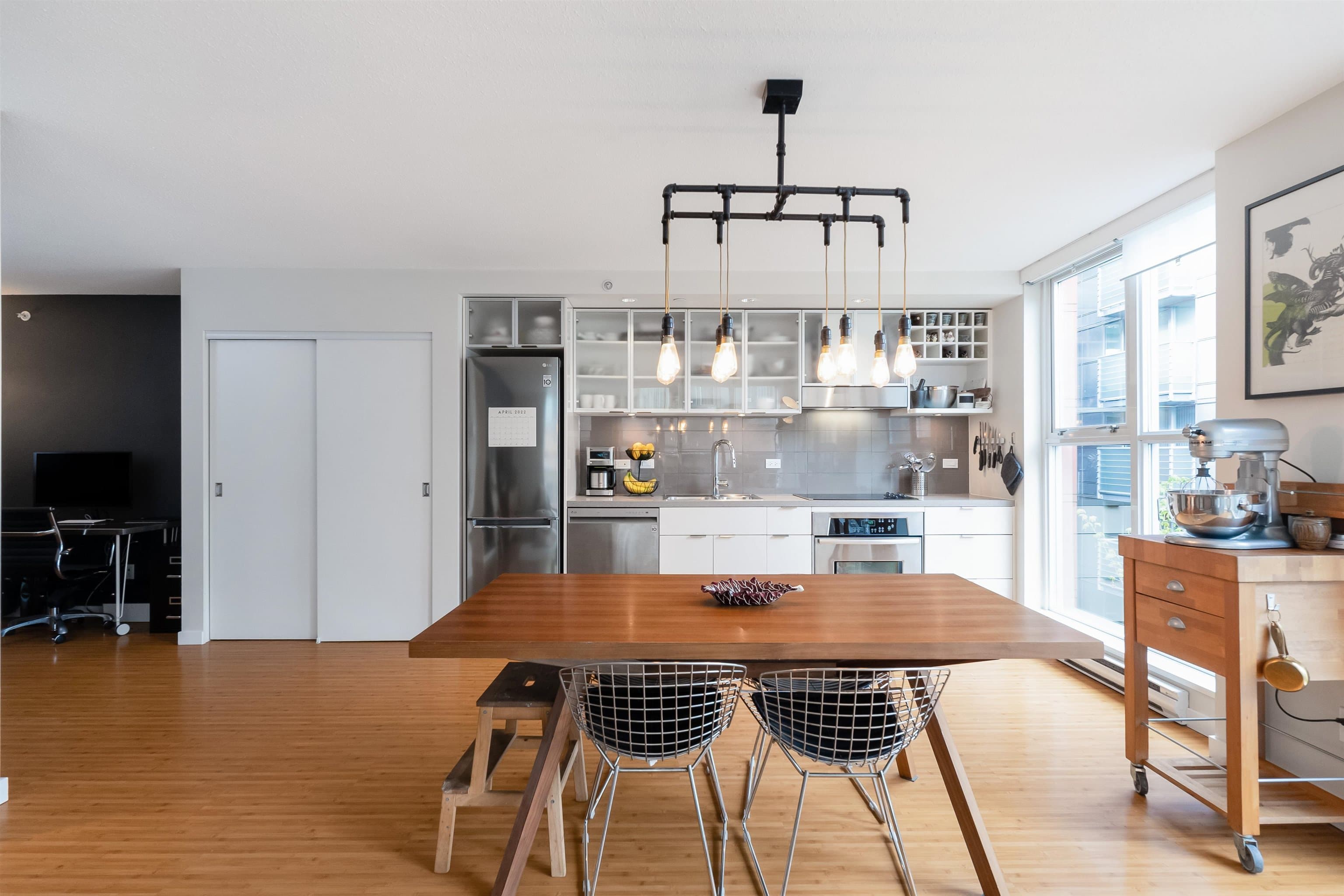601 - 168 Powell Street, Vancouver, V6A 0B2 — photo 1