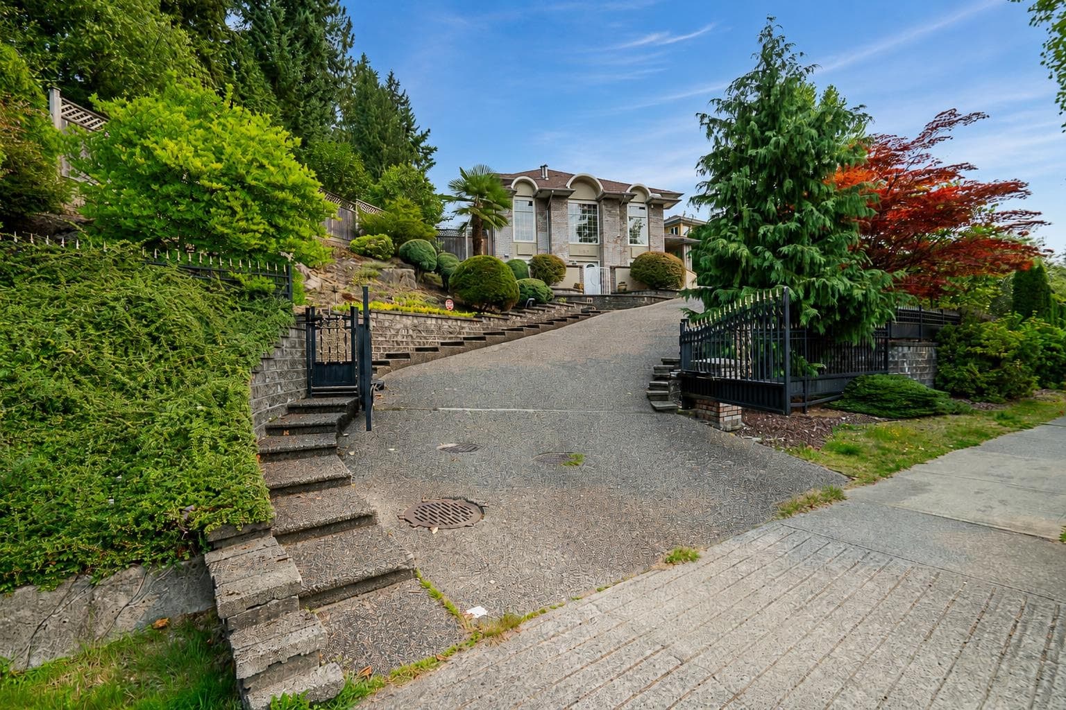 1496 Johnson Street, Coquitlam, V3E 2T1 — photo 2