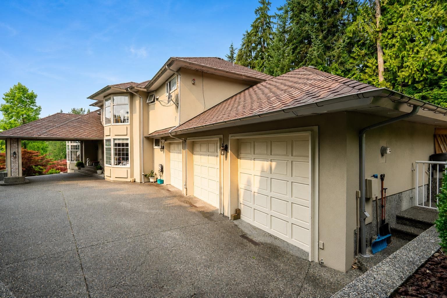 1496 Johnson Street, Coquitlam, V3E 2T1 — photo 5