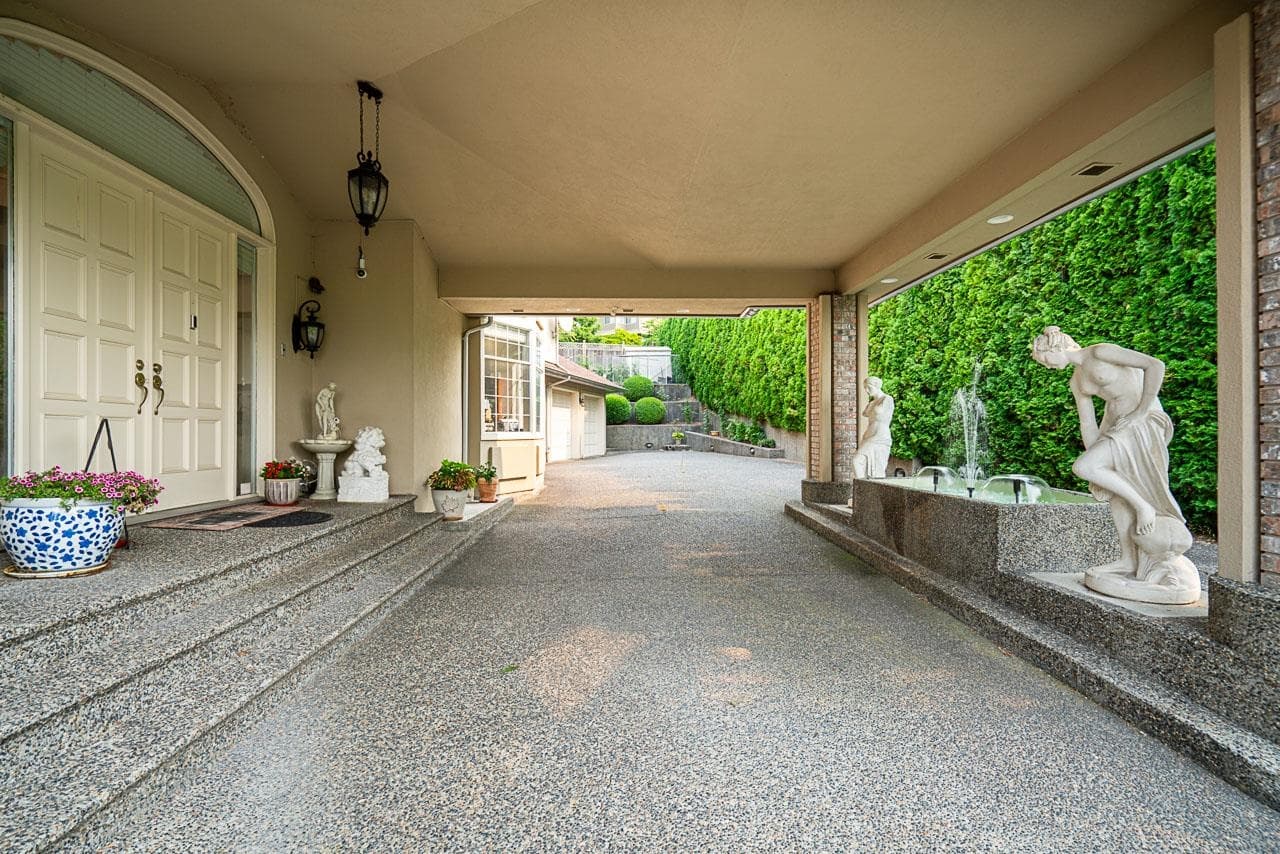 1496 Johnson Street, Coquitlam, V3E 2T1 — photo 4