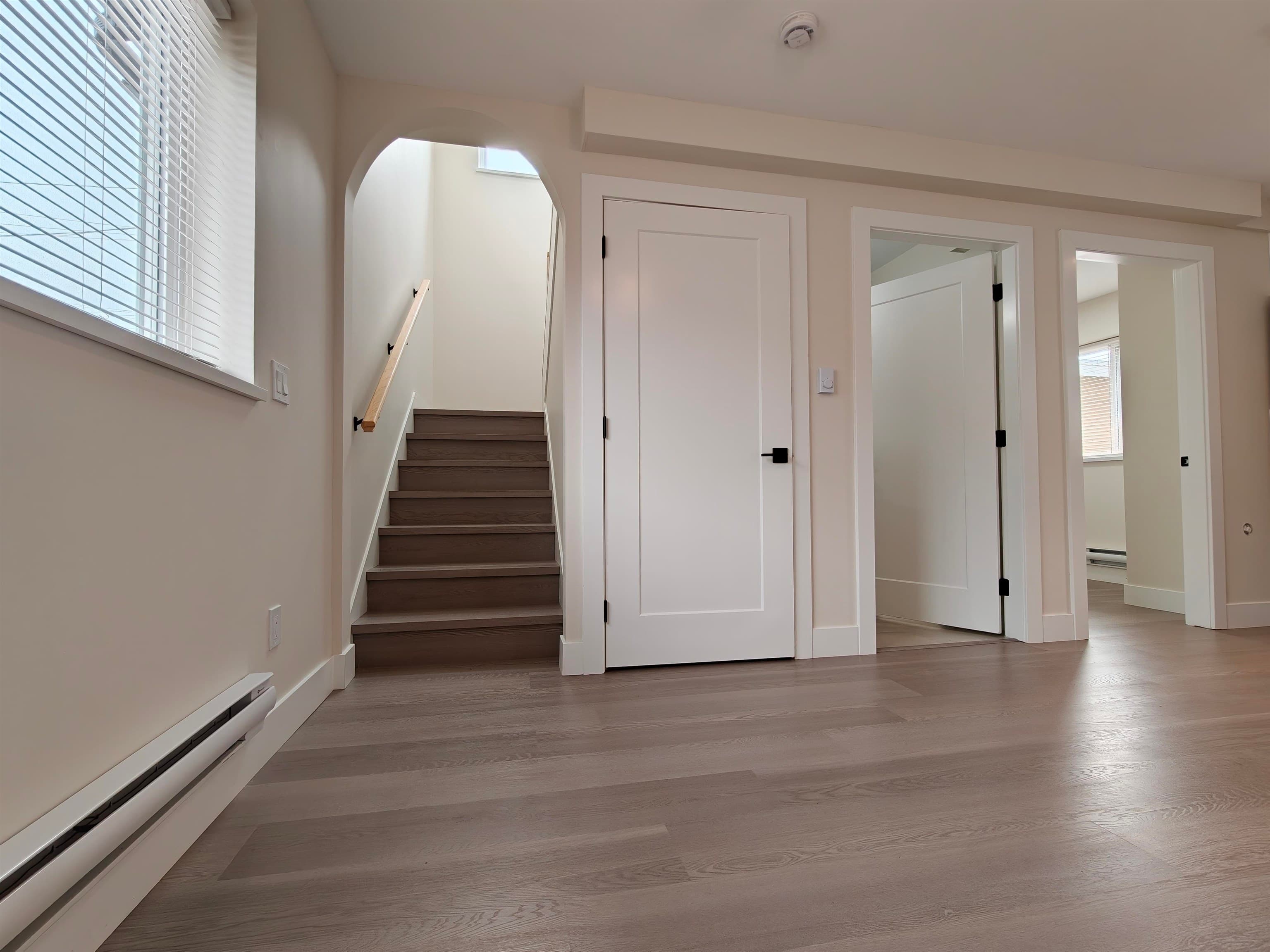 3 - 381 E 57 Avenue, Vancouver, V5X 1S6 — photo 5