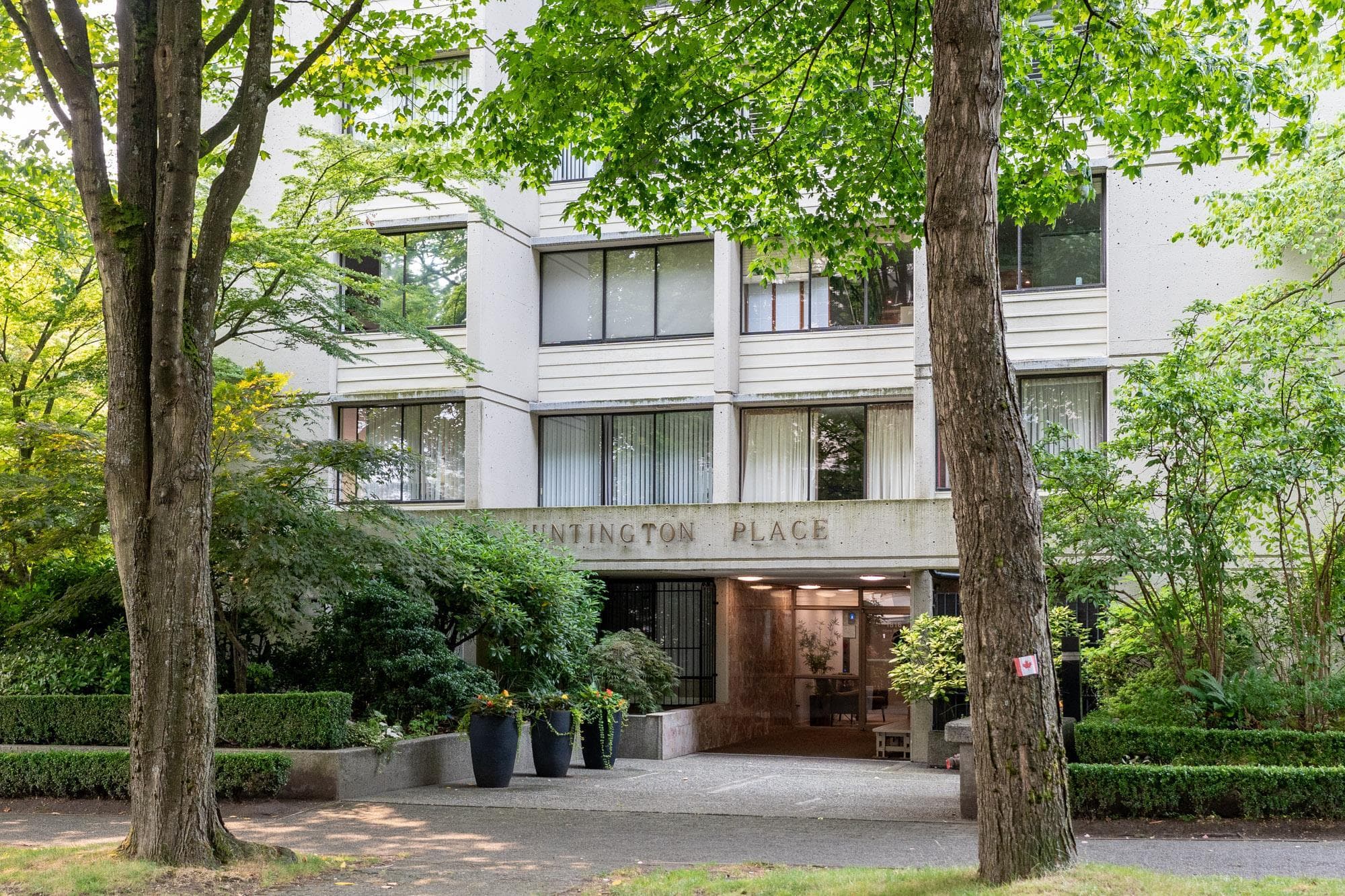 405 - 1816 Haro Street, Vancouver, V6G 2Y7 — photo 1